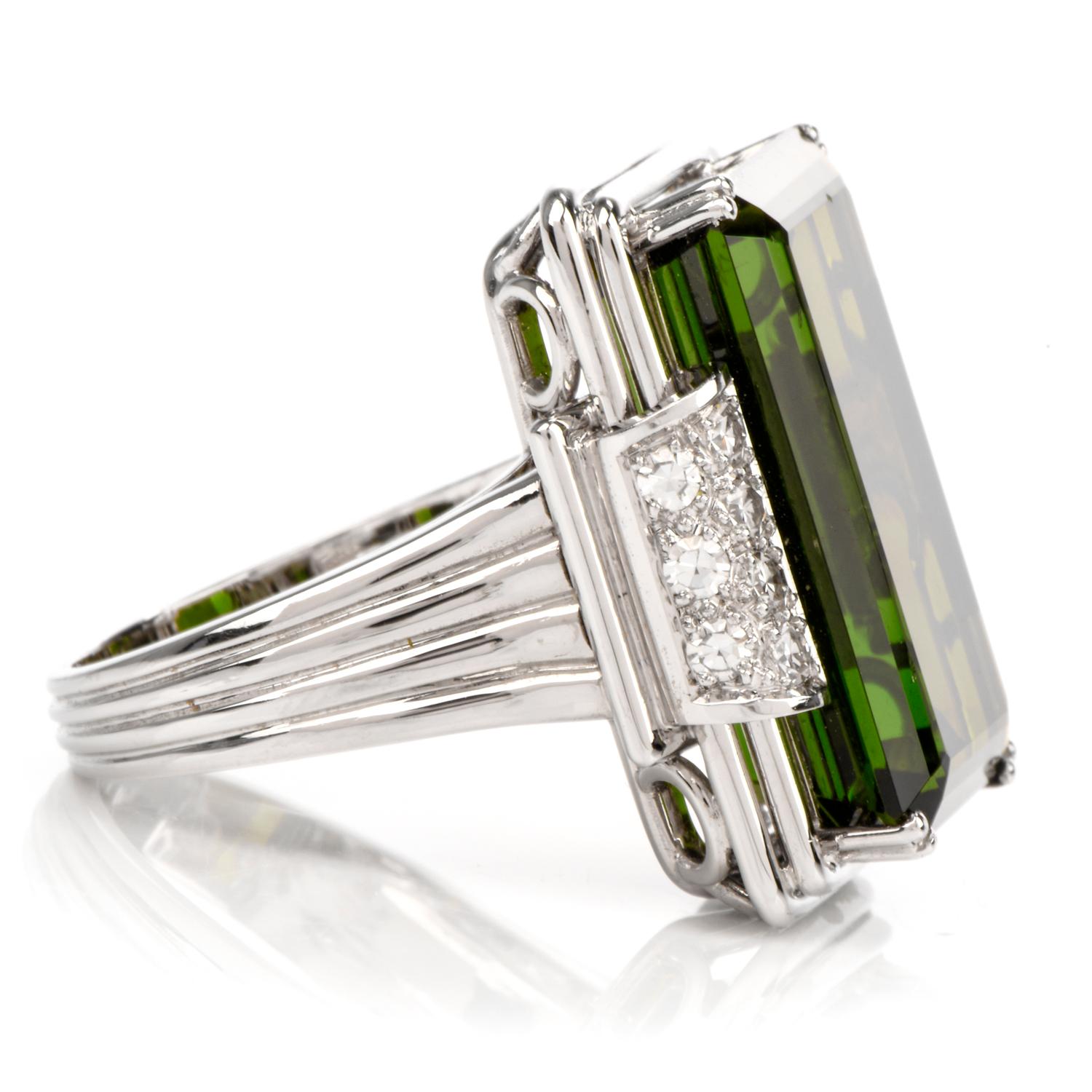 Women's or Men's Green Tourmaline Diamond 18 Karat White Gold Cocktail Ring