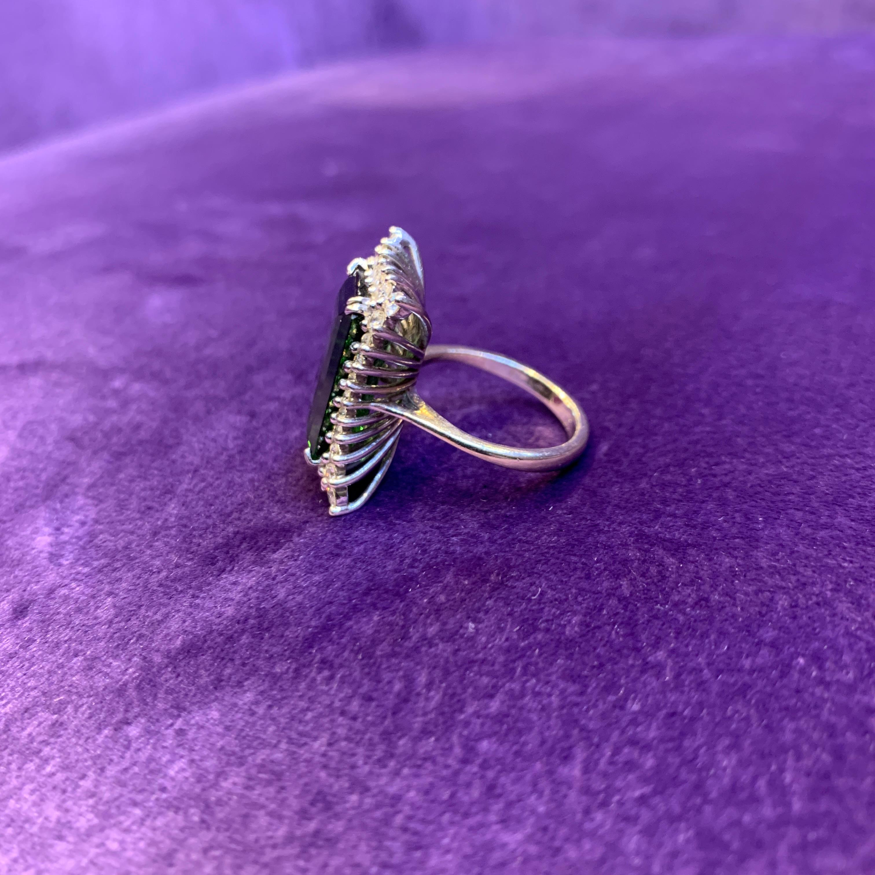 Green Tourmaline & Diamond Cocktail Ring  For Sale 2