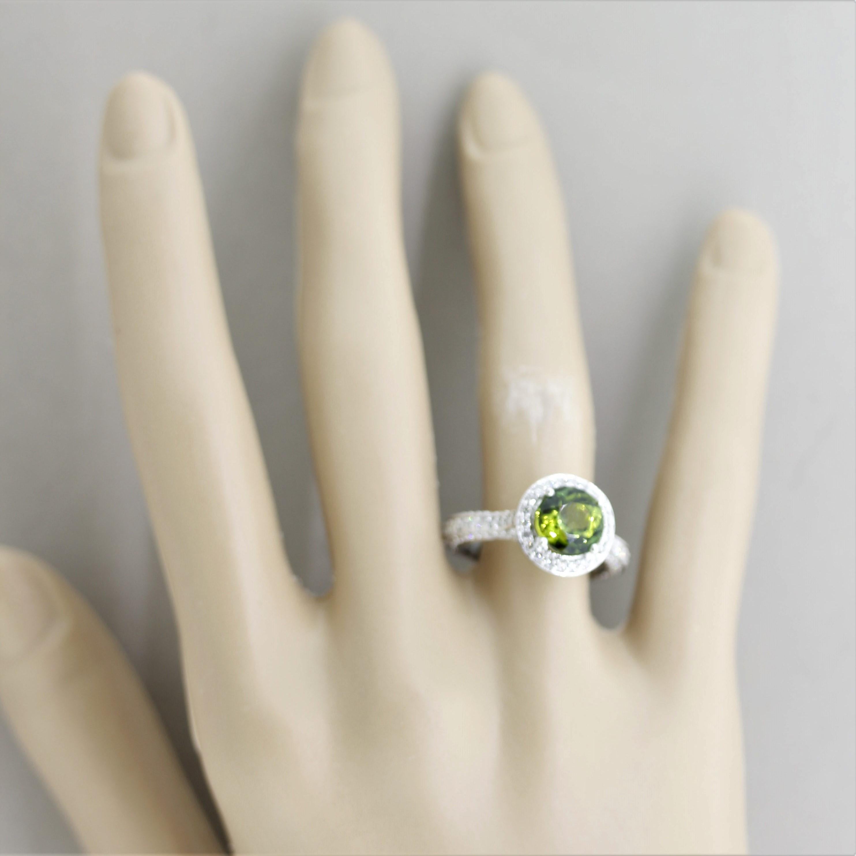 Green Tourmaline Diamond Gold Ring For Sale 4