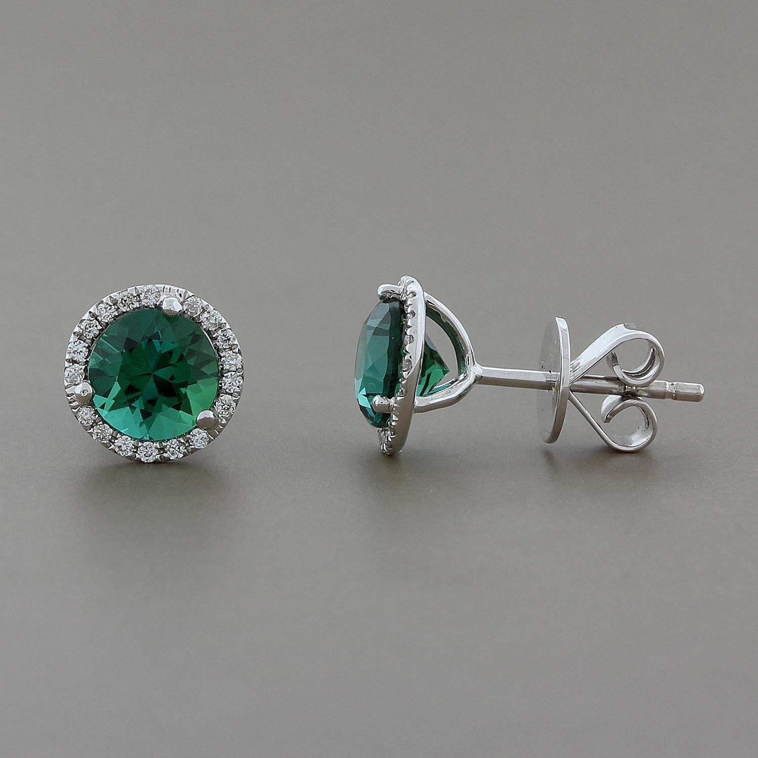 Green Tourmaline Diamond Gold Stud Earrings In New Condition In Beverly Hills, CA