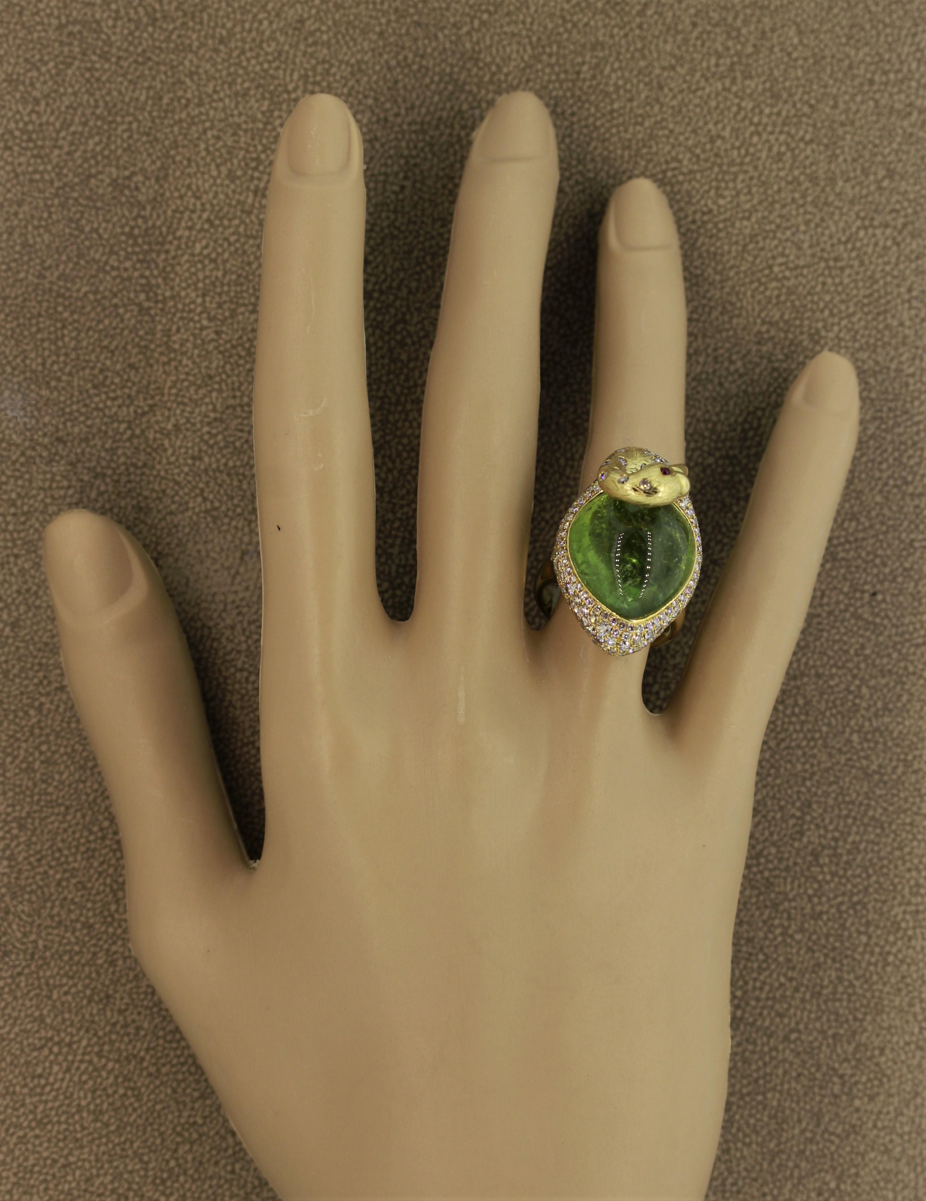 Green Tourmaline Diamond Gold Swan Ring For Sale 5