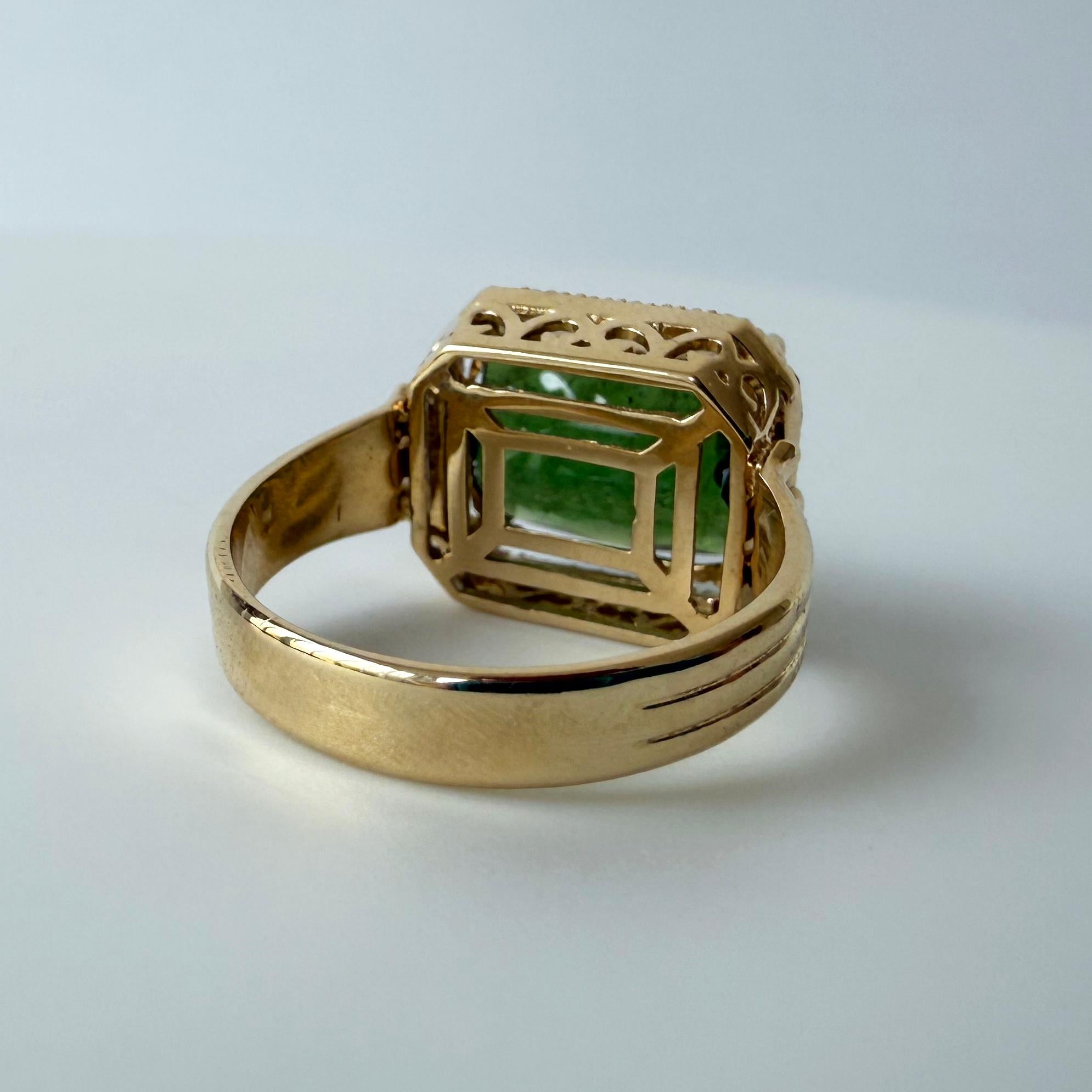 Green Tourmaline & Diamond Halo Ring with Solid 14k Yellow Gold In New Condition For Sale In Los Angeles, CA