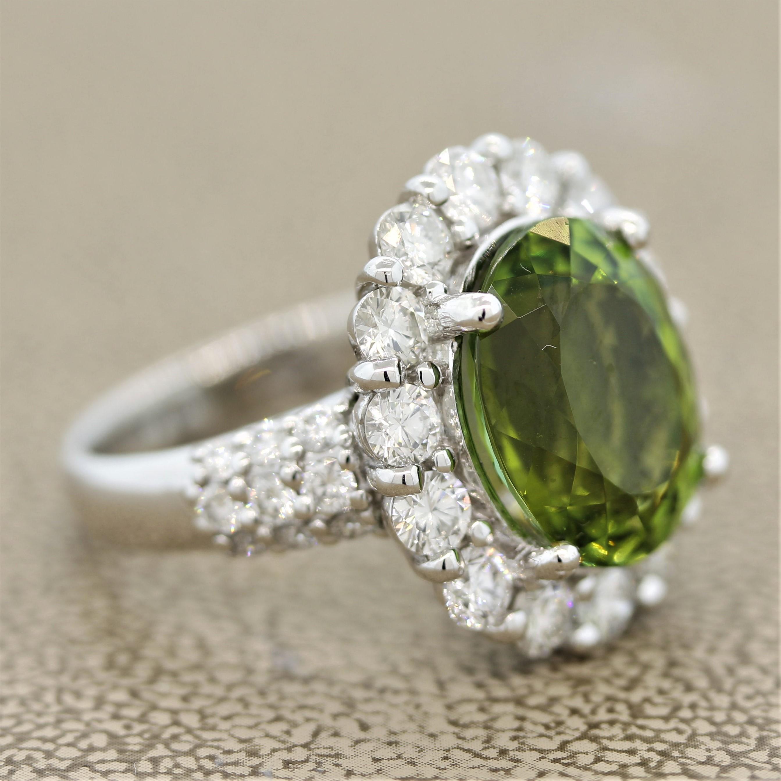 Women's Green Tourmaline Diamond Platinum Cocktail Ring For Sale