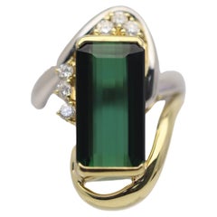 Green Tourmaline Diamond Platinum 
Gold Ring