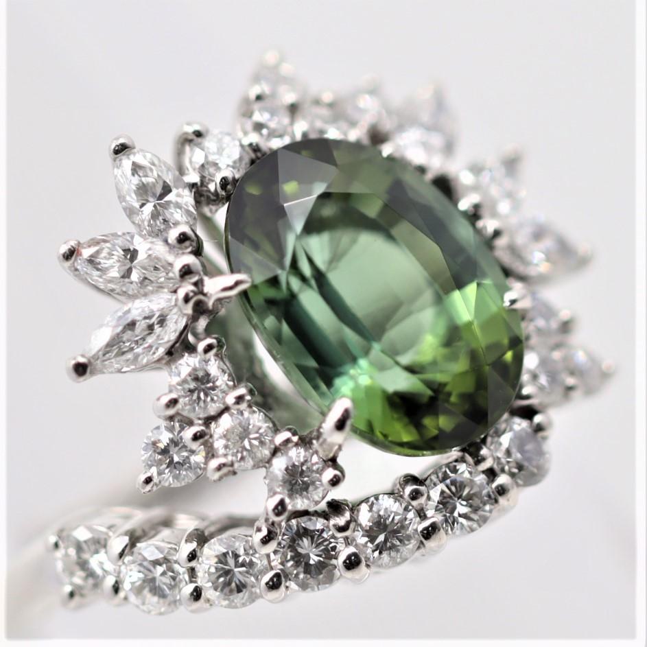 Green Tourmaline Diamond Sunburst Platinum Ring In New Condition For Sale In Beverly Hills, CA