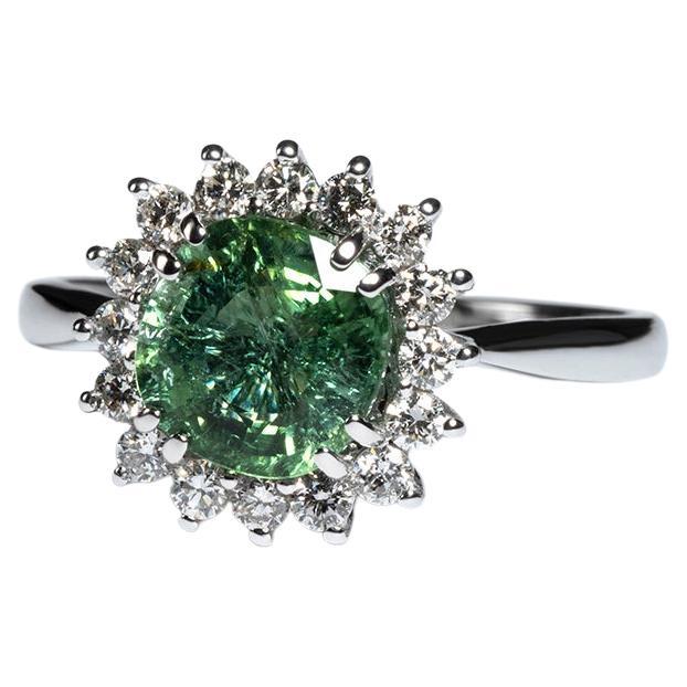Ring aus Weißgold mit grünem Turmalin und Diamant im Art-déco-Stil mit Blumenmuster