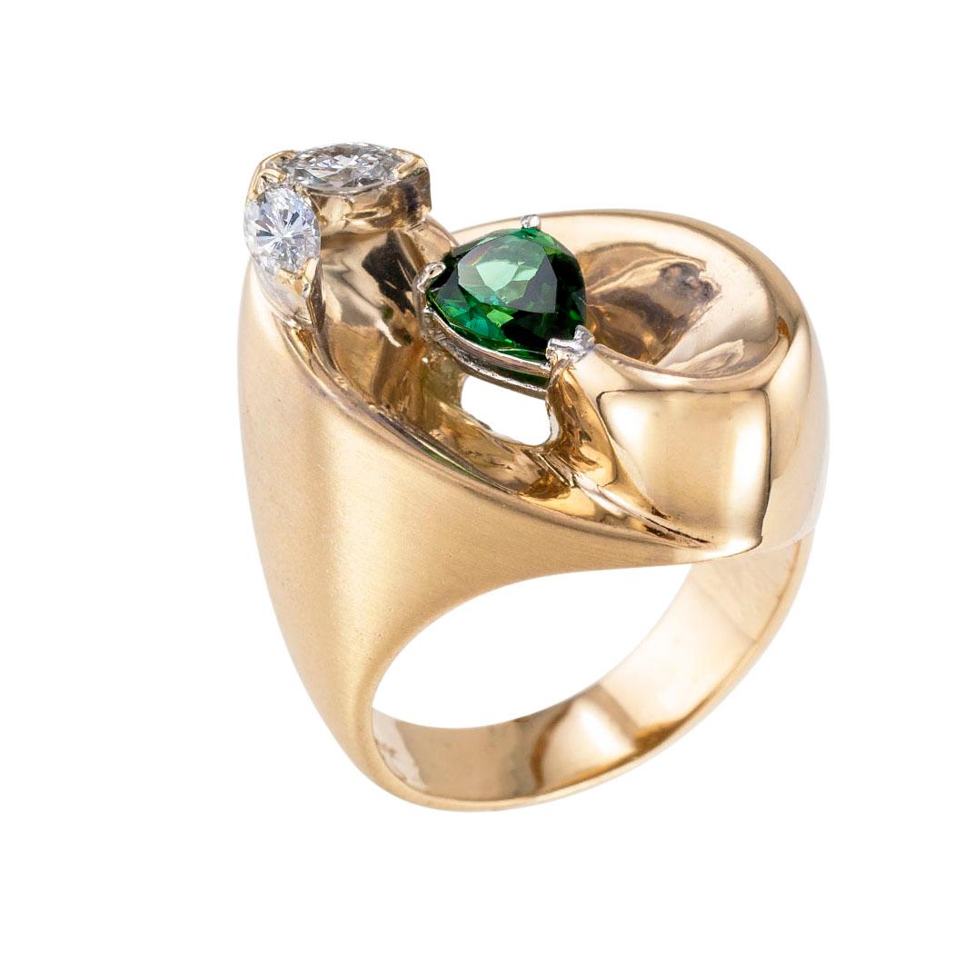 Modern Green Tourmaline Diamond Yellow Gold Cocktail Ring Size 8.25