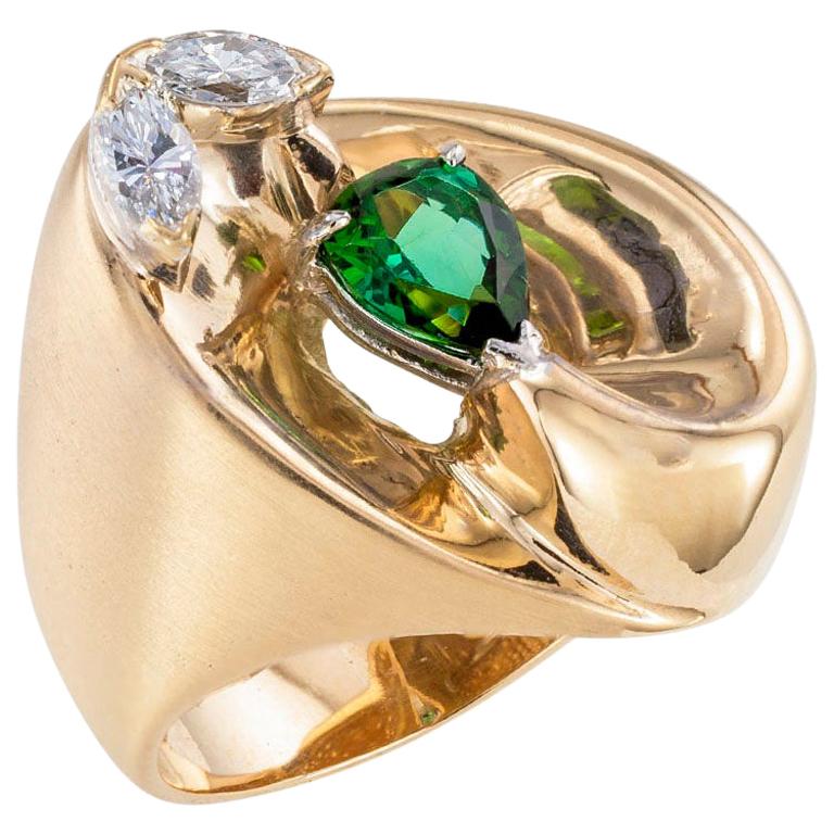 Green Tourmaline Diamond Yellow Gold Cocktail Ring Size 8.25