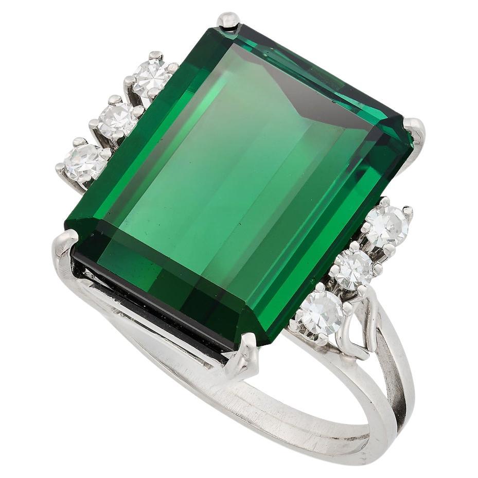 GREEN TOURMALINE 
DIAMONDS White Gold Statement Ring im Angebot