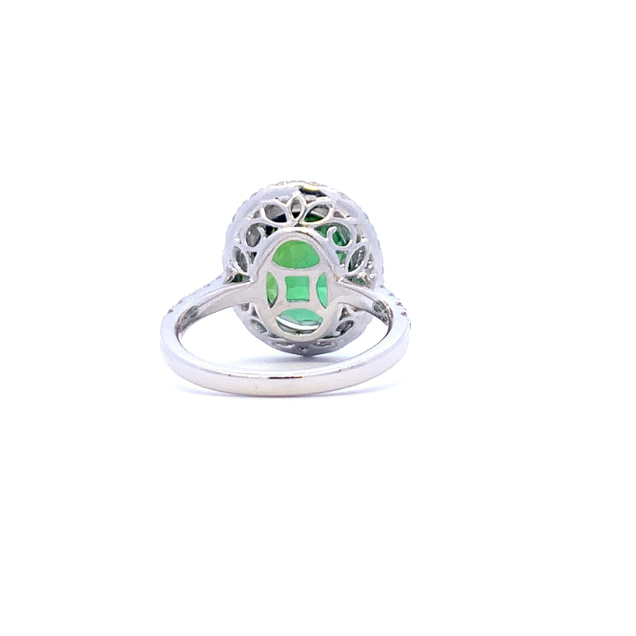 Grüner Turmalin Halo Ring (Ovalschliff)