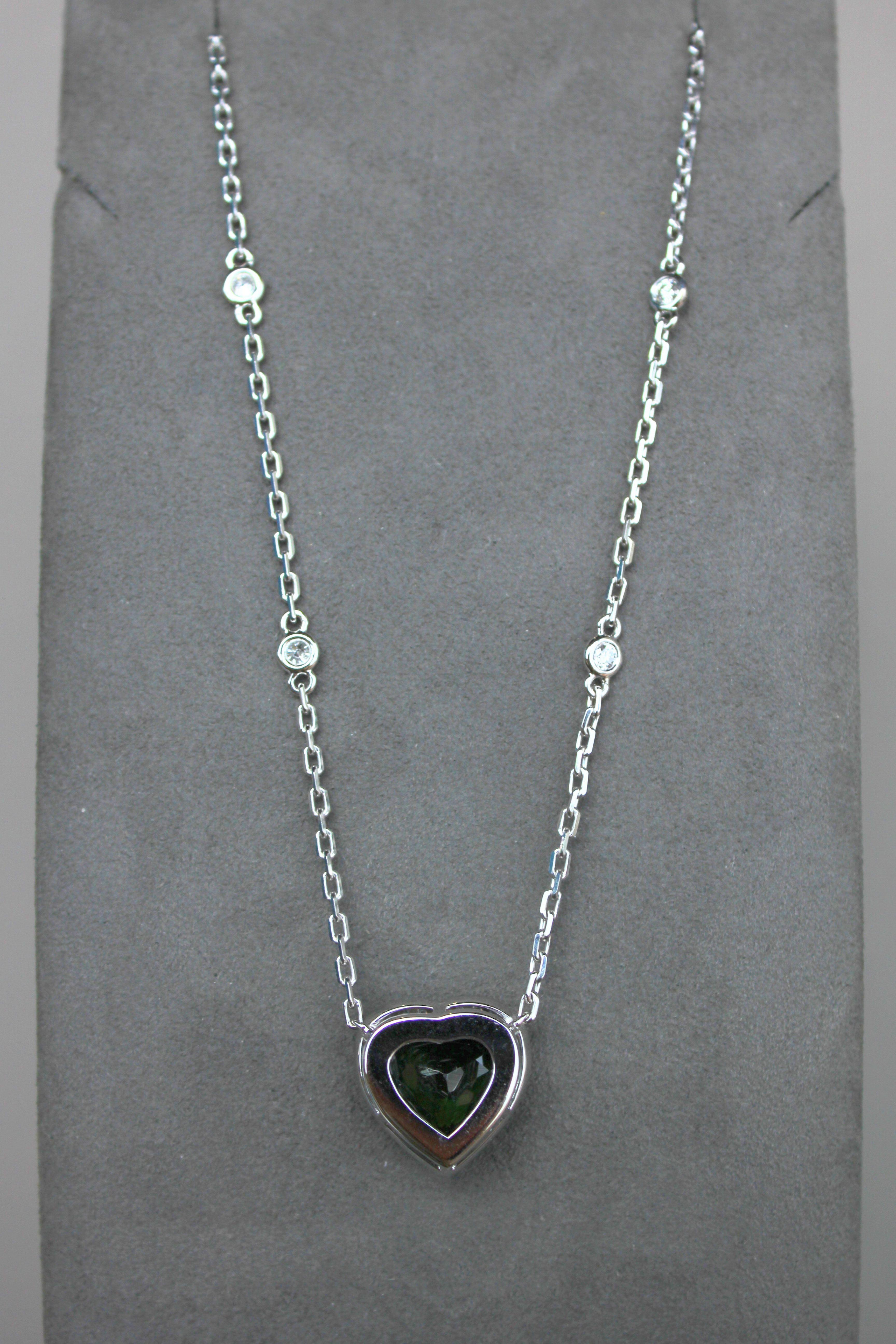 Green Tourmaline Heart Shape Cut Diamond Halo 18K White Gold Pendant Necklace For Sale 4