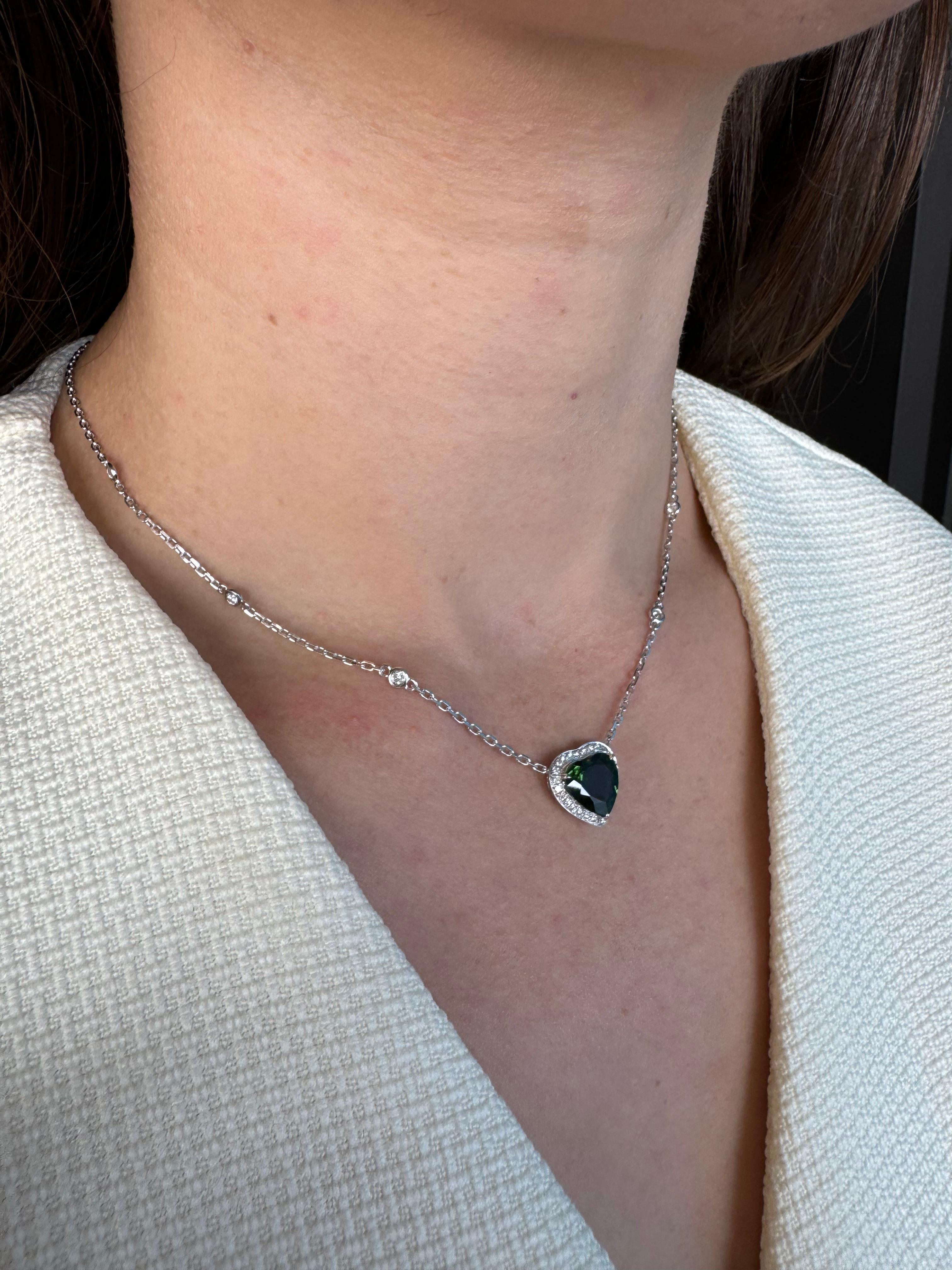Green Tourmaline Heart Shape Cut Diamond Halo 18K White Gold Pendant Necklace In New Condition For Sale In Oakton, VA