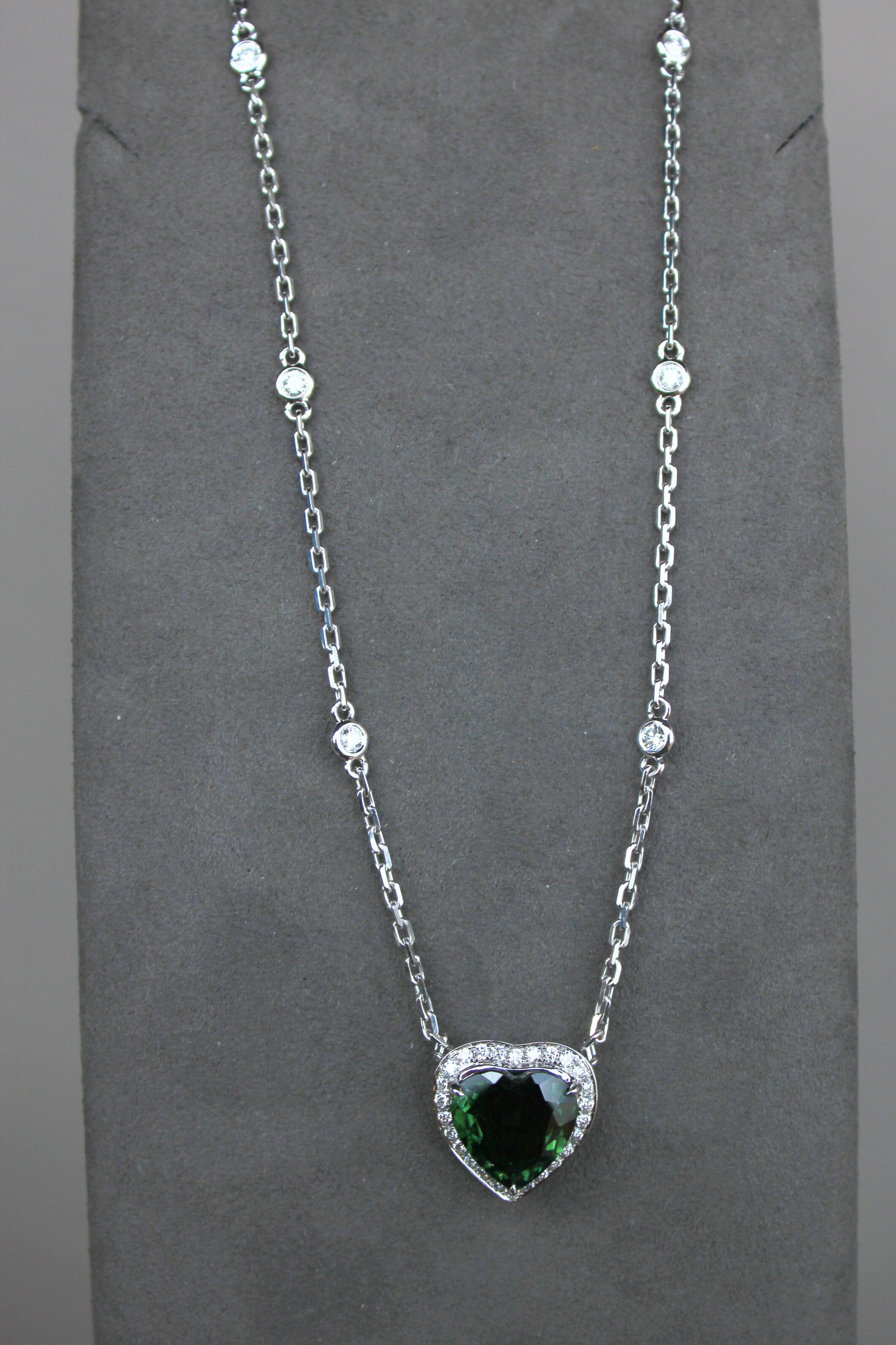 Green Tourmaline Heart Shape Cut Diamond Halo 18K White Gold Pendant Necklace For Sale 2