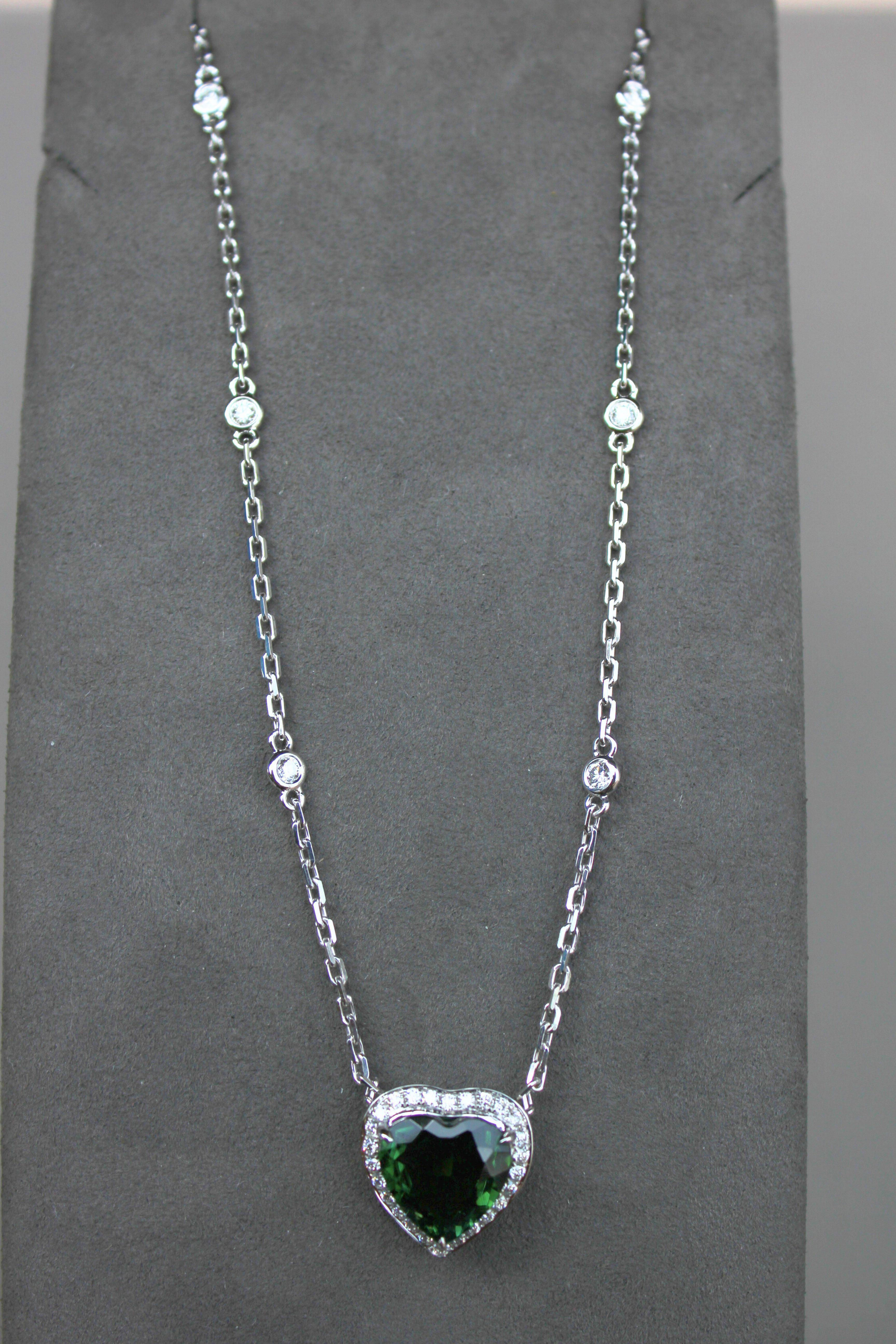 Green Tourmaline Heart Shape Cut Diamond Halo 18K White Gold Pendant Necklace For Sale 3