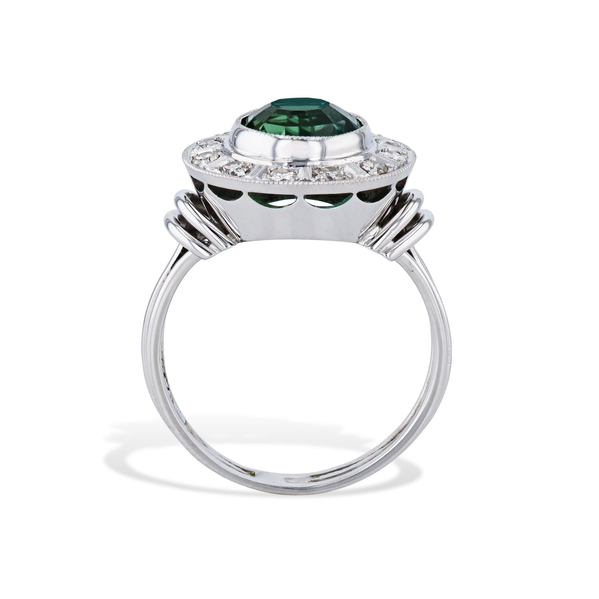 Round Cut Green Tourmaline Milgraine Diamond Estate Ring For Sale