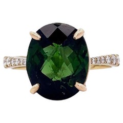Green Tourmaline Oval 5.07ct Round Diamond 0.55ct Cocktail Ring in 14kyellowgold
