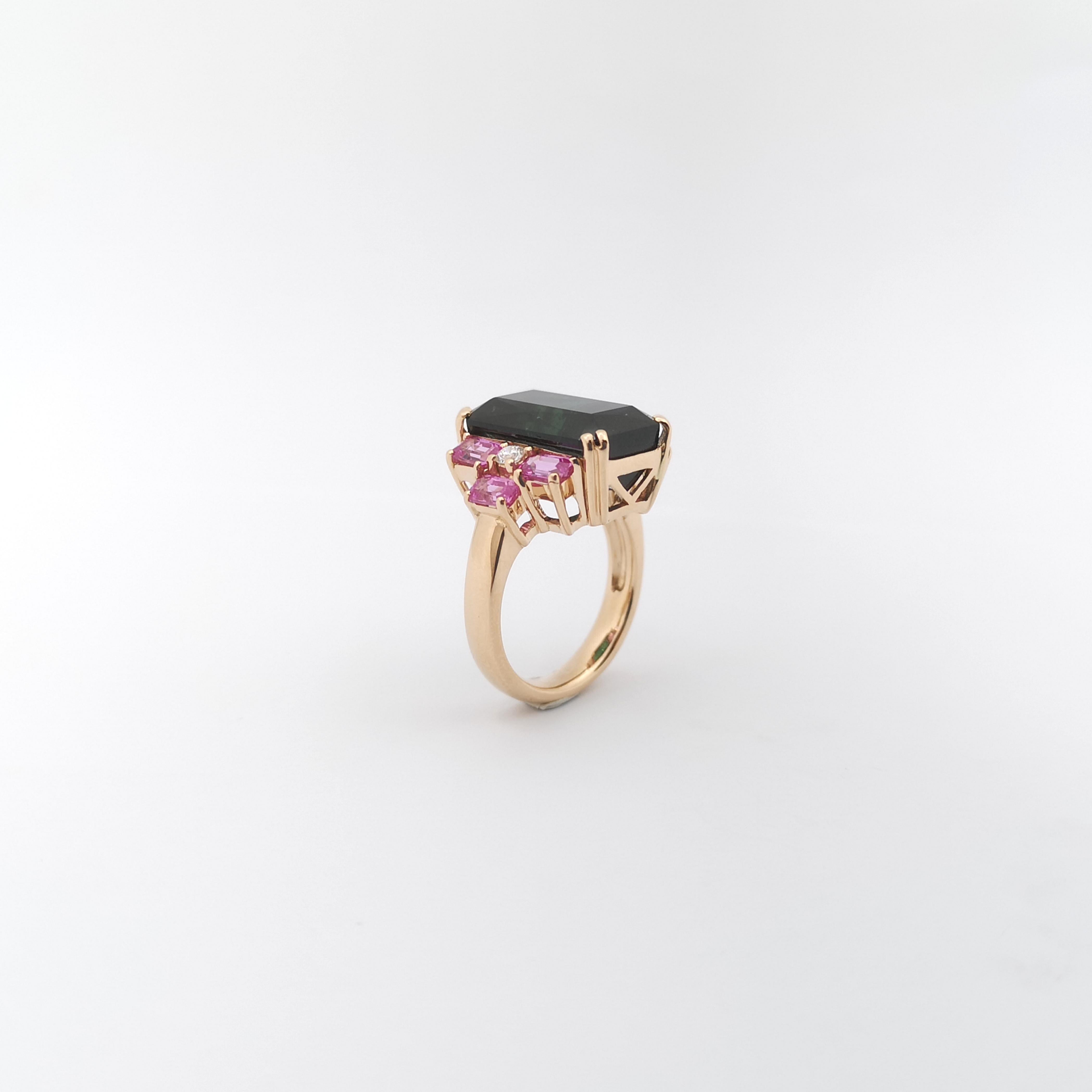 Green Tourmaline, Pink Sapphire and Diamond Ring set in 18K Rose Gold Settings For Sale 6