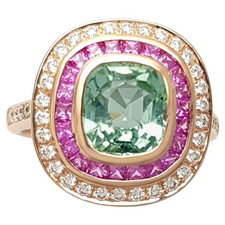 Anillo de Turmalina Verde, Zafiro Rosa y Diamante engastados en Oro Rosa de 18 quilates