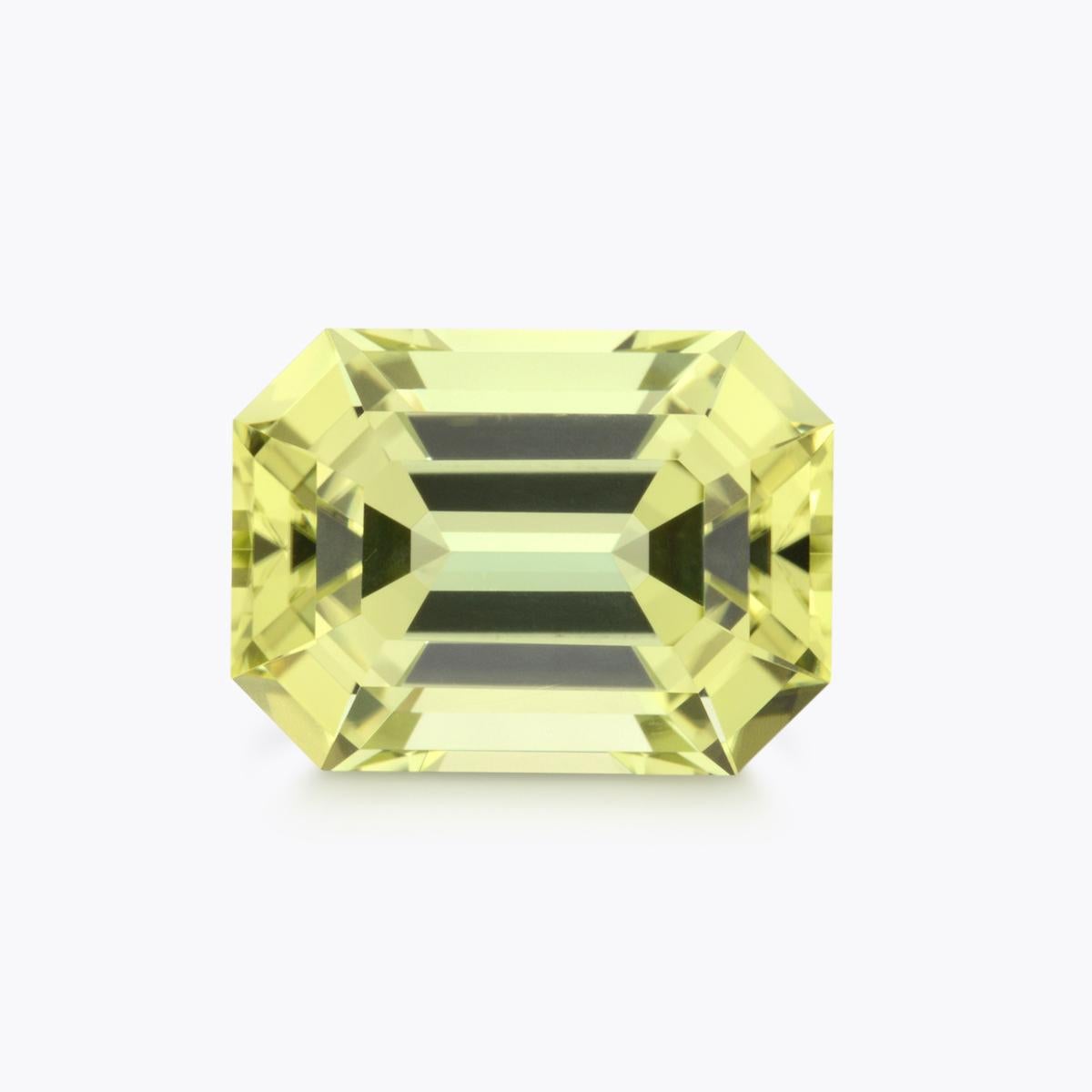 Contemporary Green Tourmaline Ring Loose Gemstone 7.86 Carat Unmounted Emerald Cut For Sale
