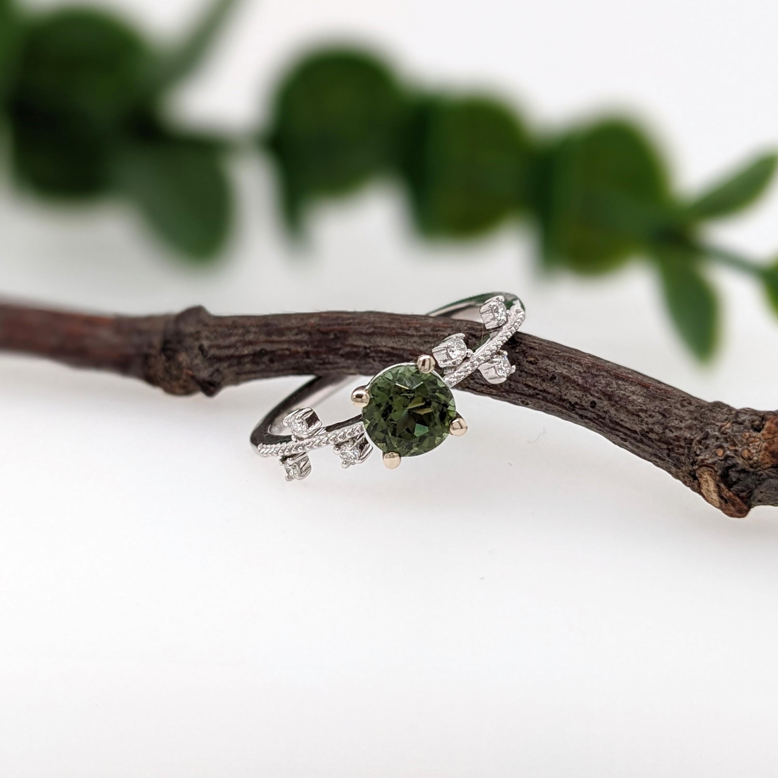 Green Tourmaline Ring w Earth Mined Diamonds in Solid 14K White Gold Round 5.5mm For Sale 2