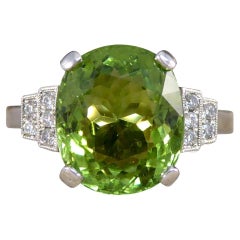 Green Tourmaline Ring with Diamond Staged Shoulders in Platinum