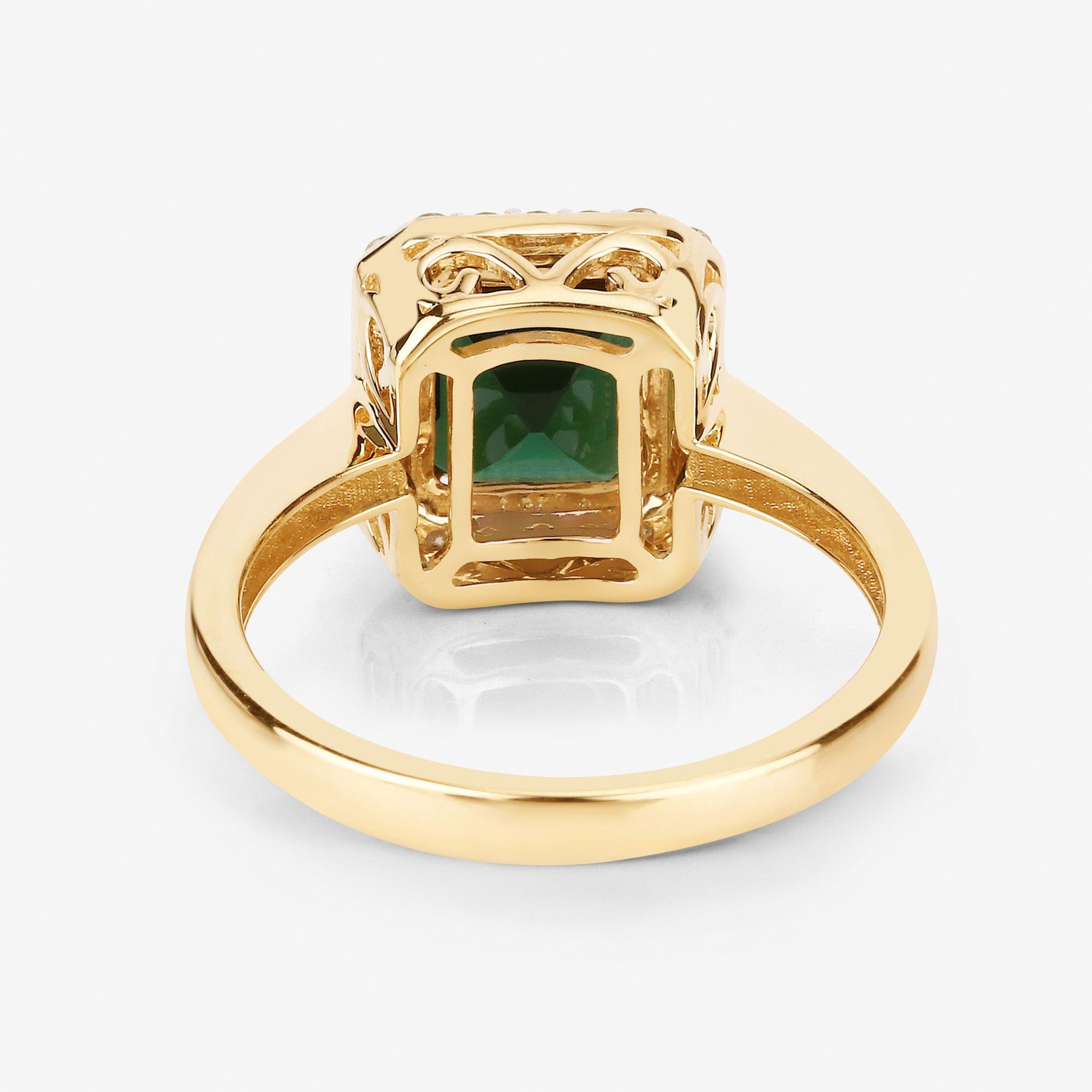 Women's or Men's Green Tourmaline Ring With Diamonds 3.02 Carats 14K Yellow Gold For Sale
