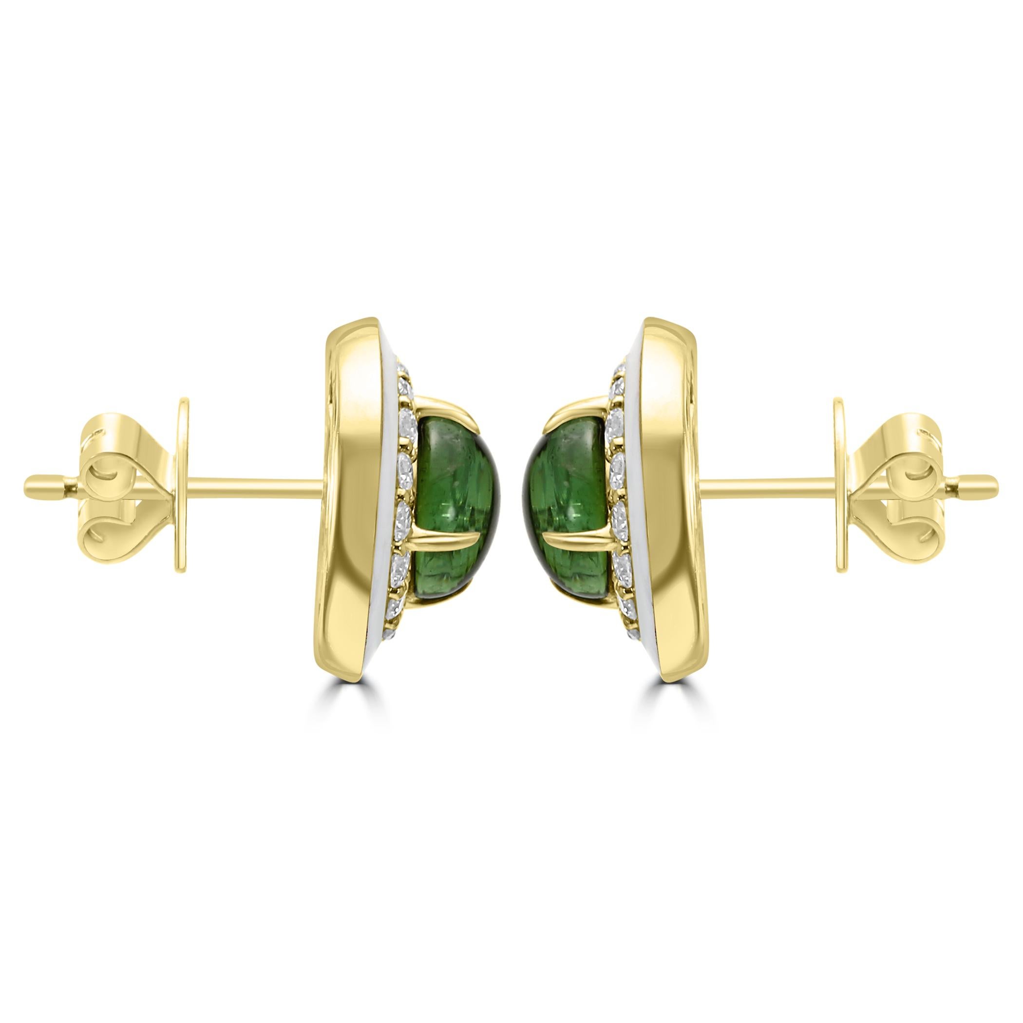 Taille ronde Boucles d'oreilles fantaisie en or jaune 14 carats avec tourmaline verte, diamant rond et halo d'émail blanc en vente