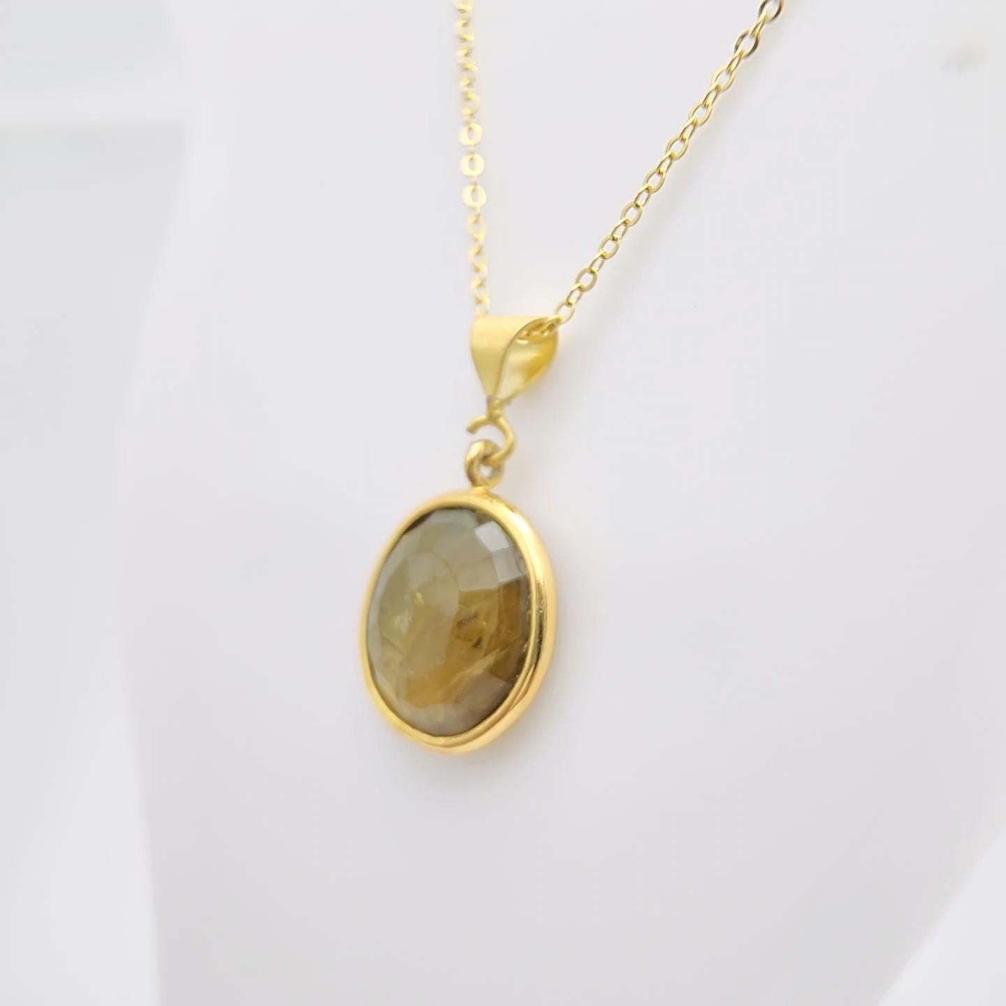 Ciondolo con gemma a fette di tormalina verde in argento placcato in oro giallo in vendita 5