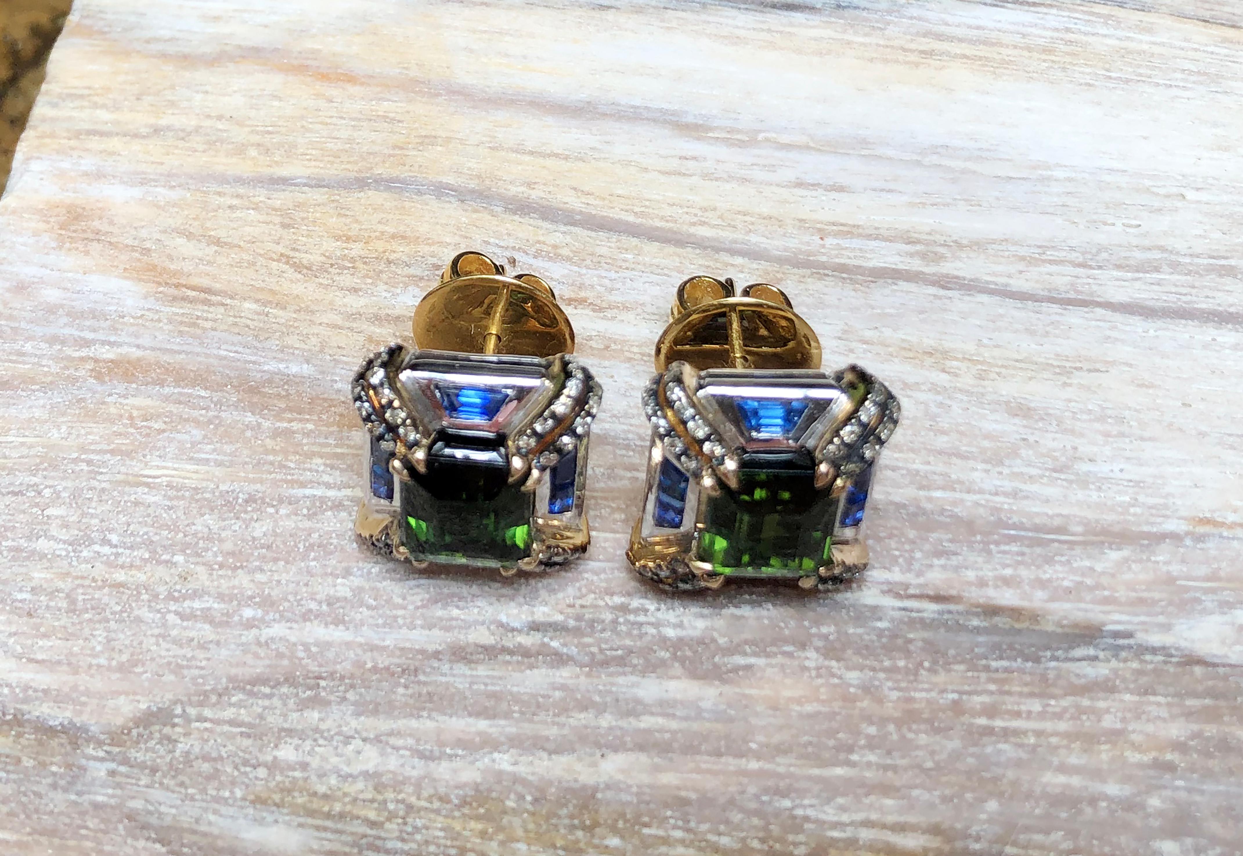 Contemporary Green Tourmaline with Blue Sapphire and Brown Diamond Earrings in 18 Karat Gold For Sale