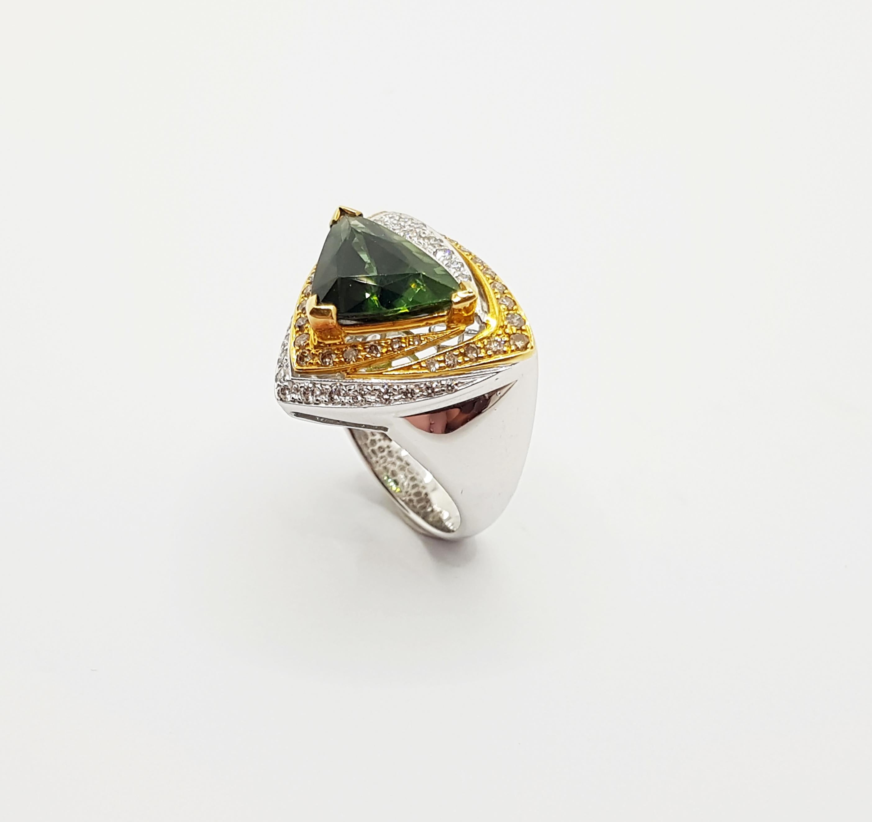 Green Tourmaline with Brown Diamond and Diamond Ring Set in 18 Karat White Gold For Sale 5