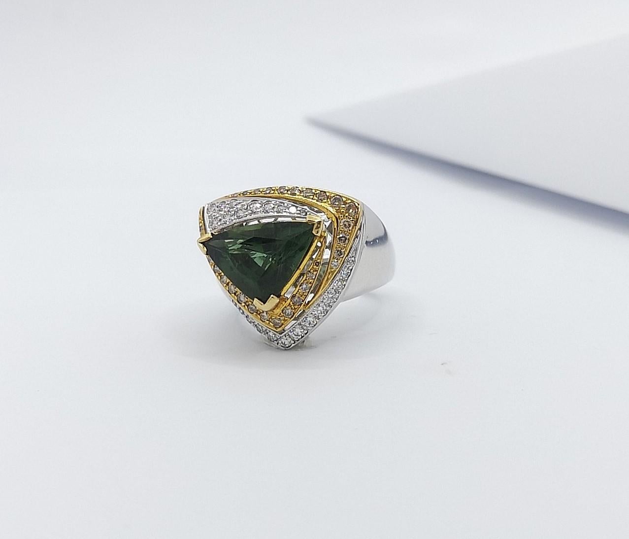 Bague en or blanc 18 carats sertie d'une tourmaline verte, d'un diamant brun et d'un diamant en vente 13