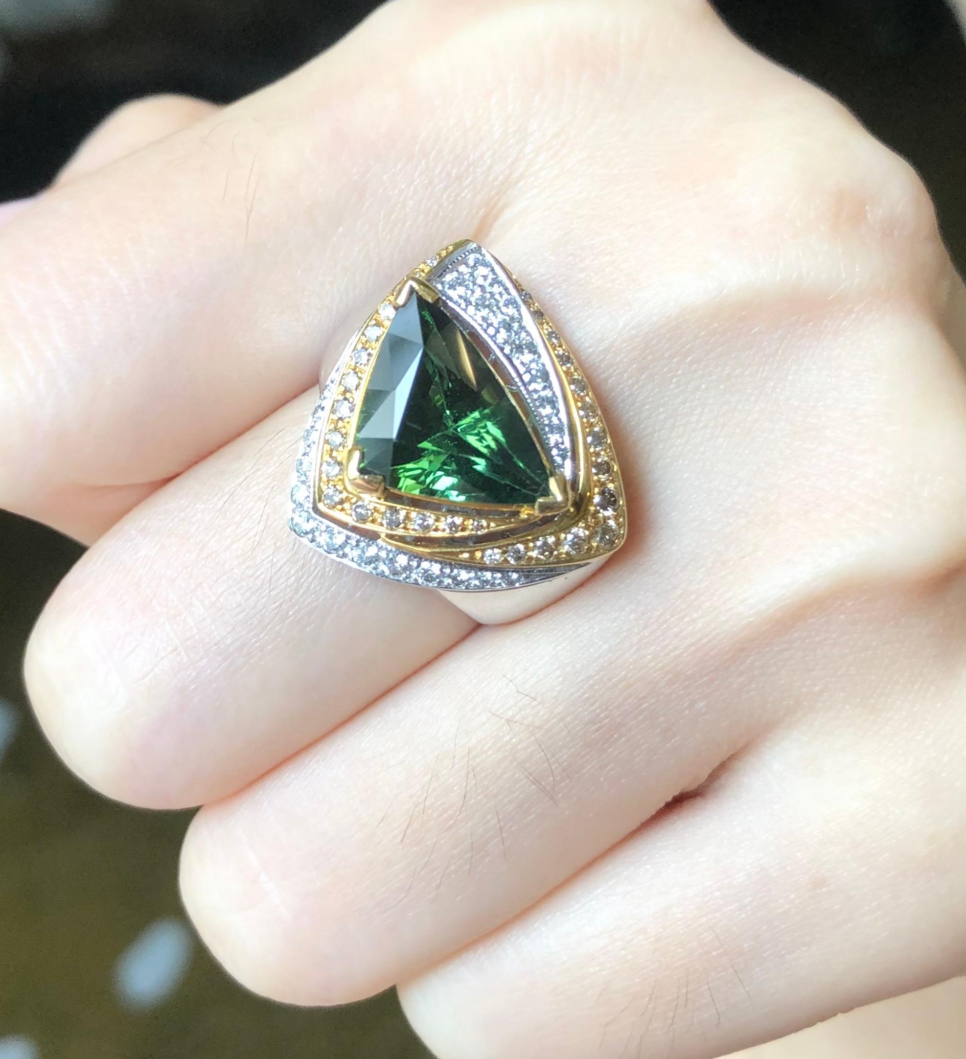 Green Tourmaline with Brown Diamond and Diamond Ring Set in 18 Karat White Gold For Sale 1