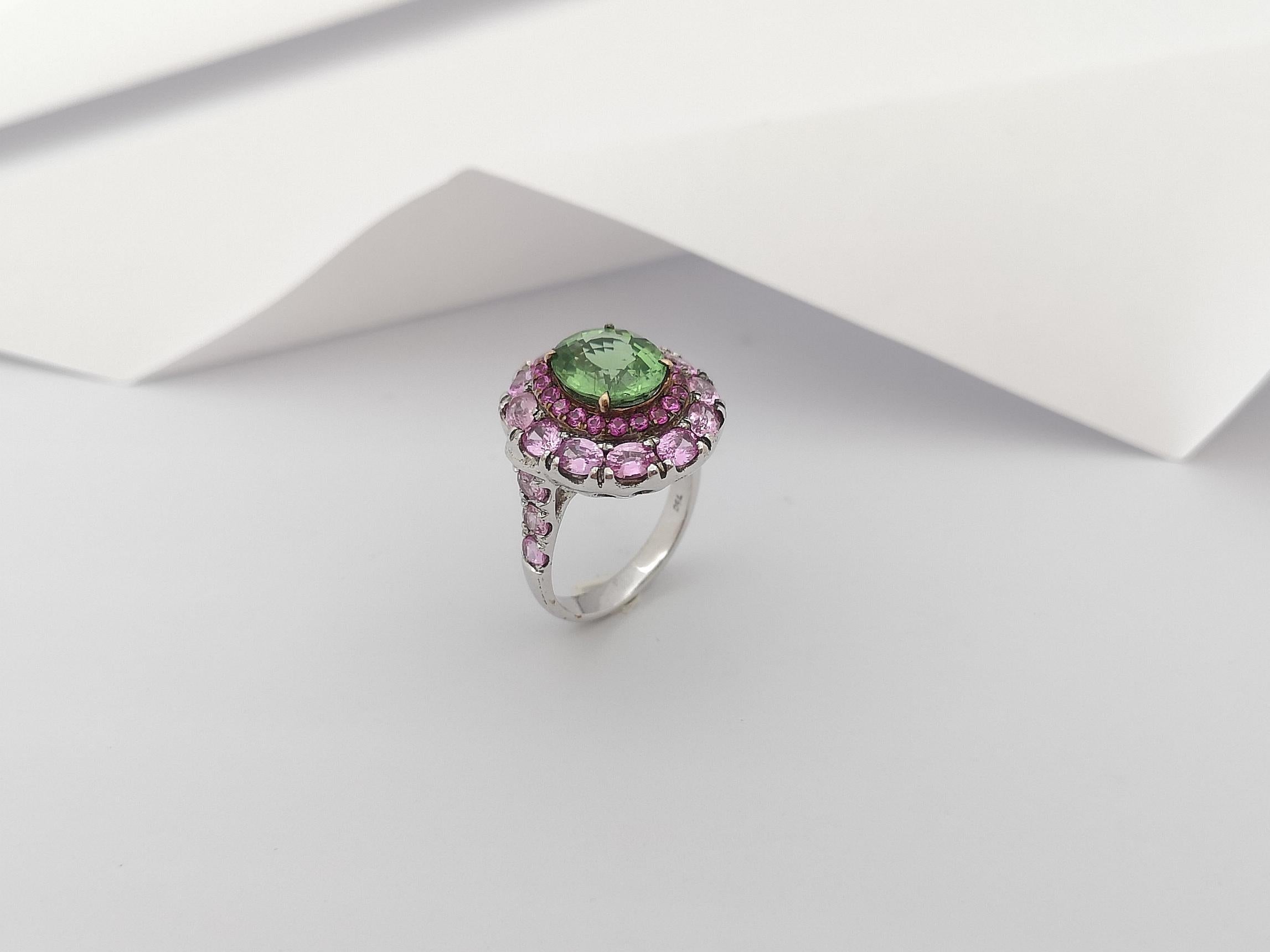 Green Tourmaline with Pink Sapphire Ring Set in 18 Karat White Gold Settings For Sale 8