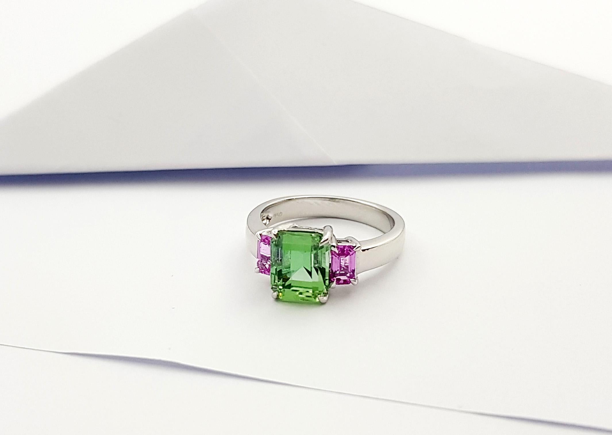 Green Tourmaline with Pink Sapphire Ring set in 18K White Gold Settings For Sale 7