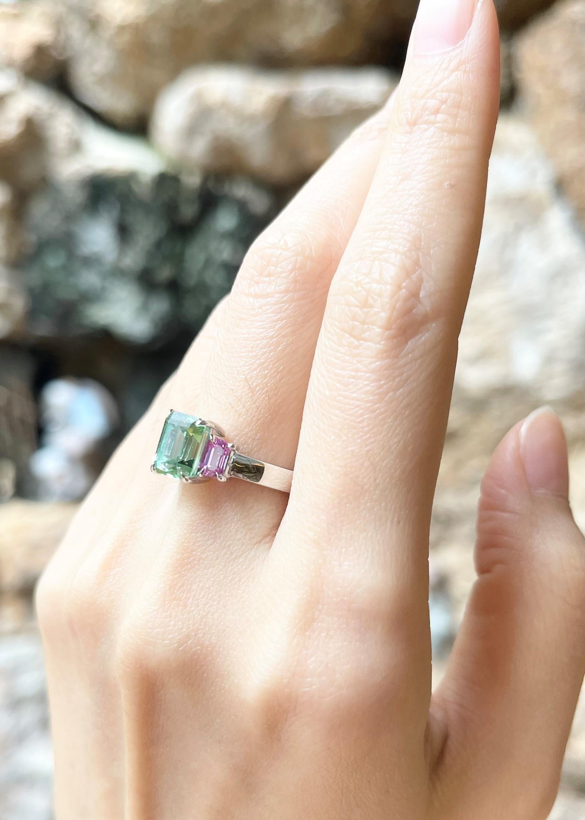 Emerald Cut Green Tourmaline with Pink Sapphire Ring set in 18K White Gold Settings For Sale