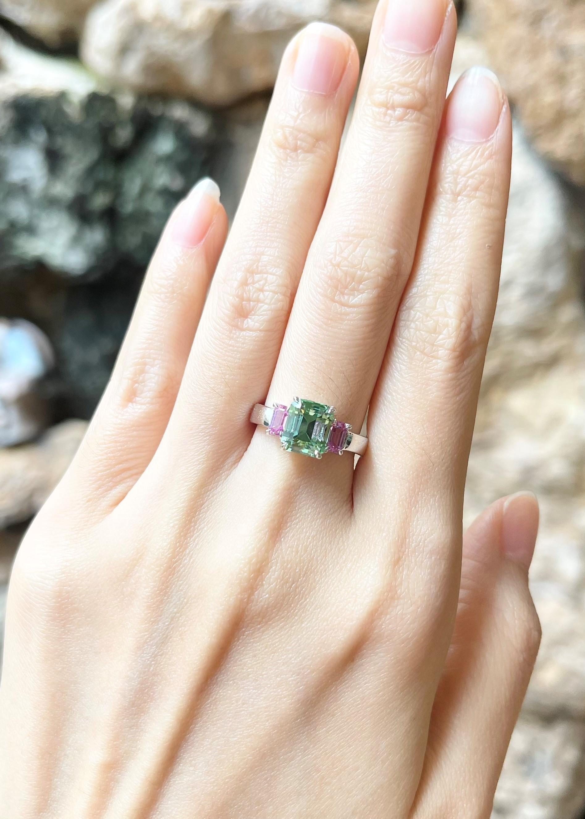 Women's Green Tourmaline with Pink Sapphire Ring set in 18K White Gold Settings For Sale