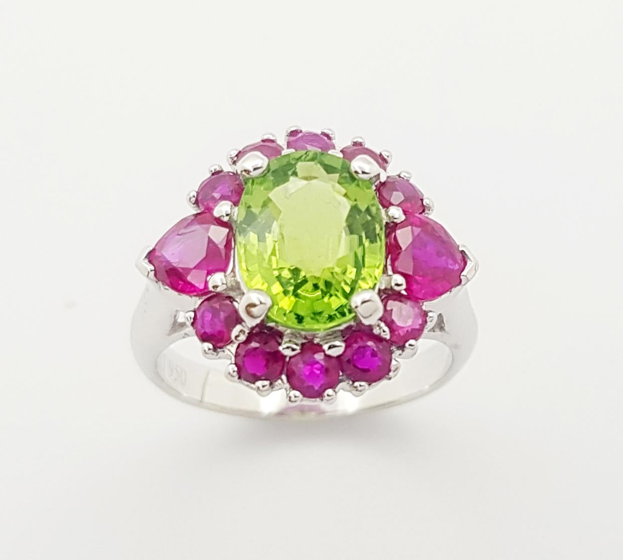 Green Tourmaline with Ruby Ring set in Platinum 950 Settings For Sale 3