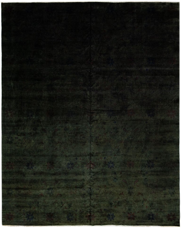 Green Transitional Wool Rug With Floral Motif For Sale at 1stDibs