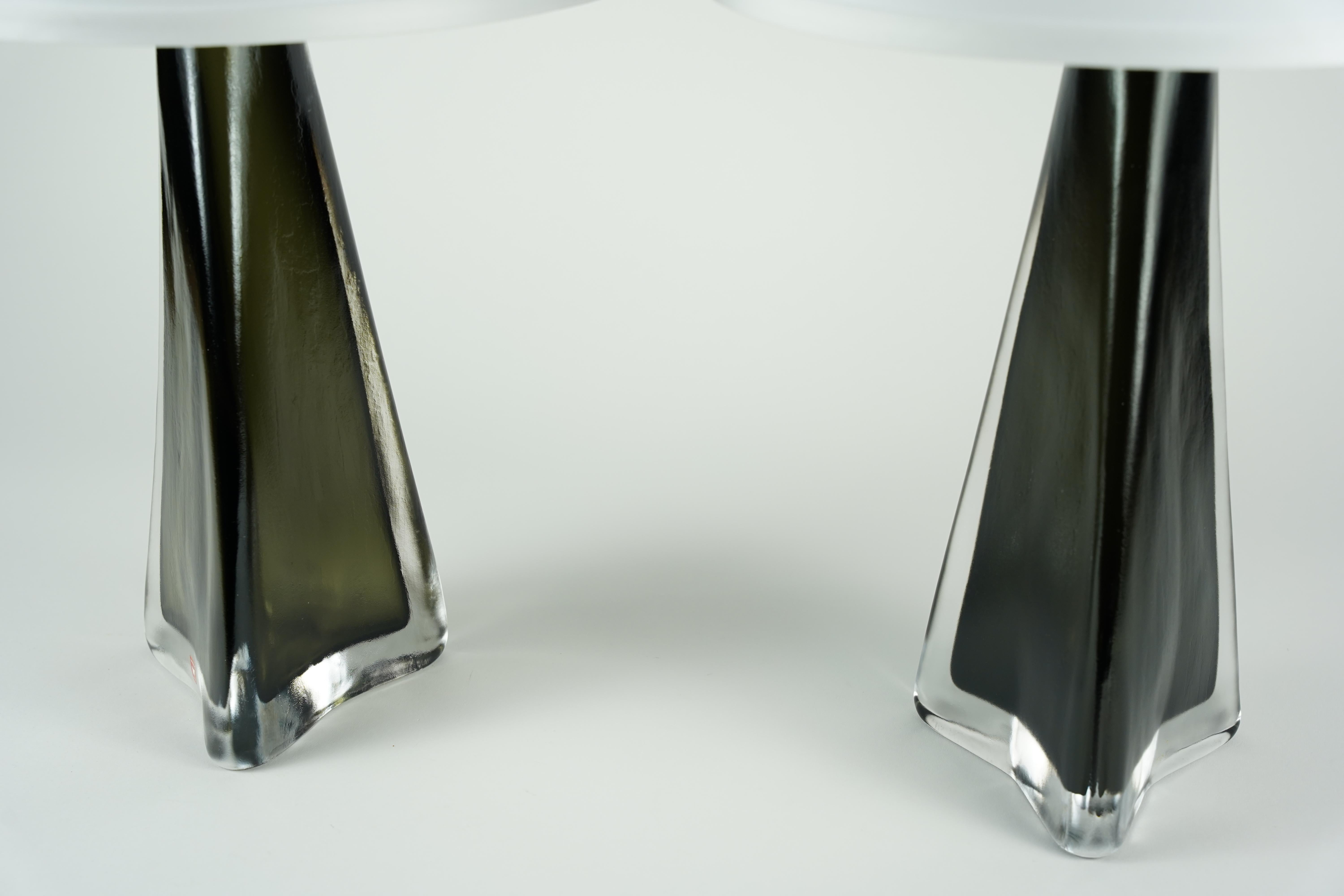 Paire de lampes triangulaires vertes Orrefors, Suède, 1960 en vente 5