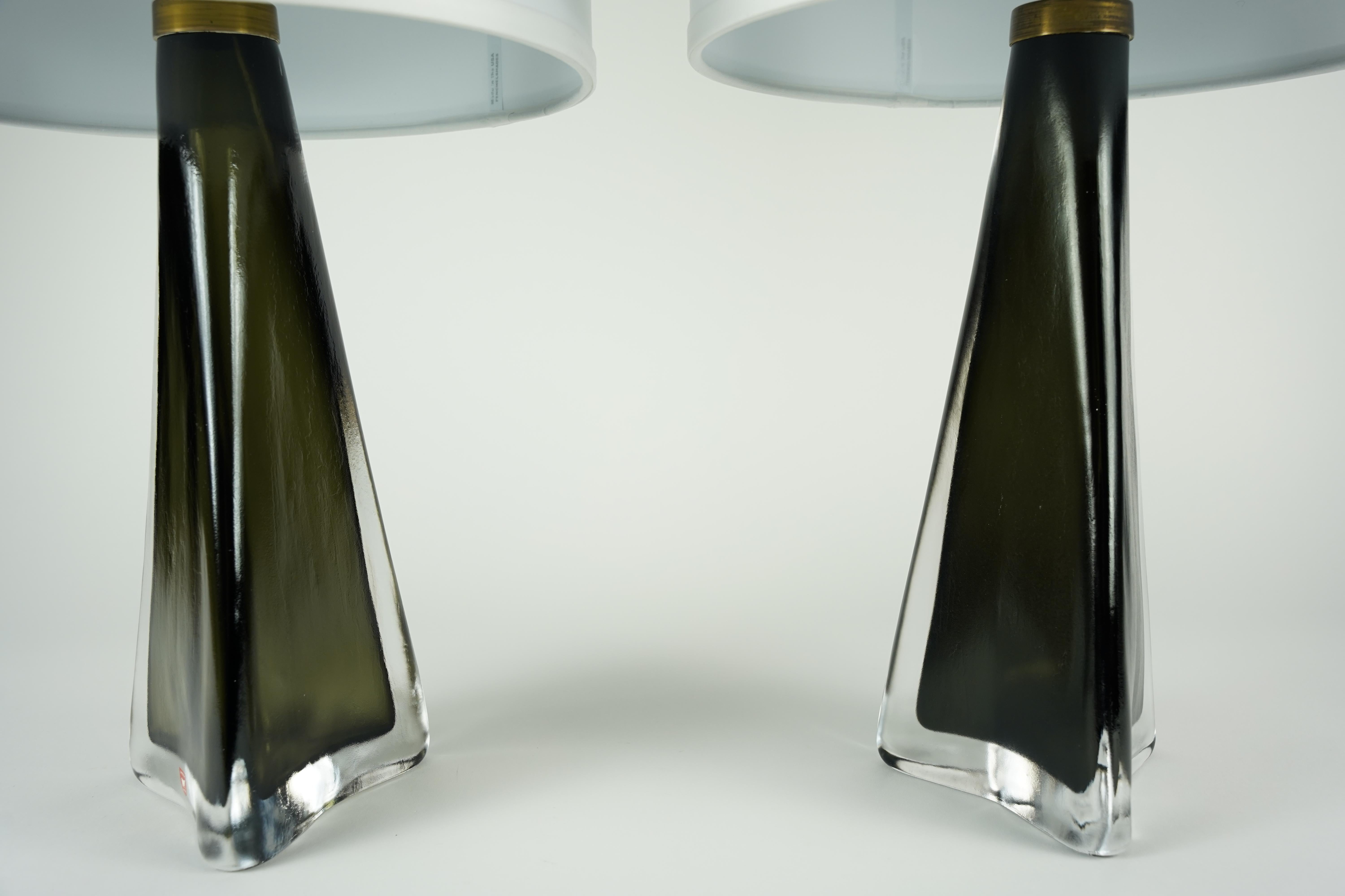 Cristal Paire de lampes triangulaires vertes Orrefors, Suède, 1960 en vente