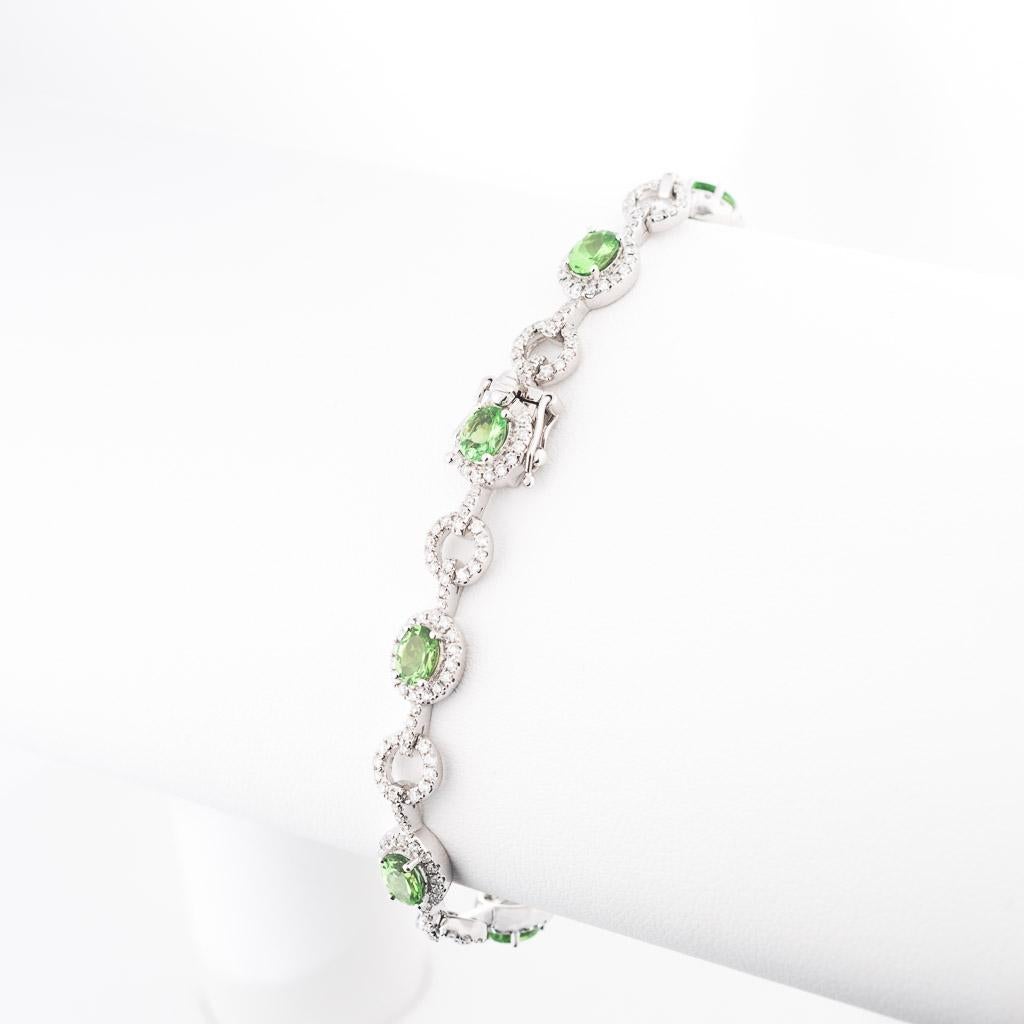 Oval Cut Green Tsavorite Diamond Bracelet For Sale