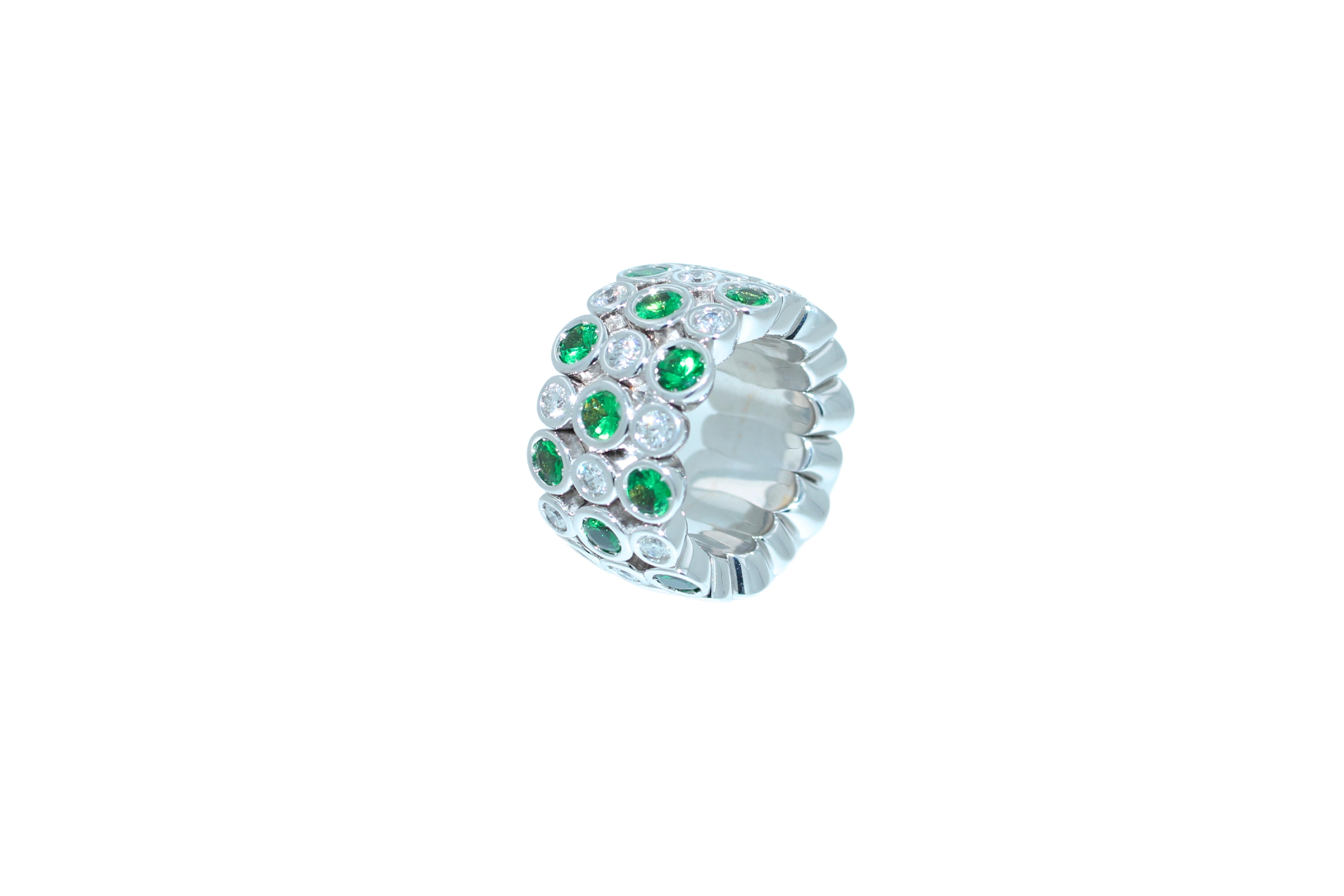 Green Tsavorite Diamond Flexible Bezel Eternity Band 18 Karat White Gold Ring For Sale 1
