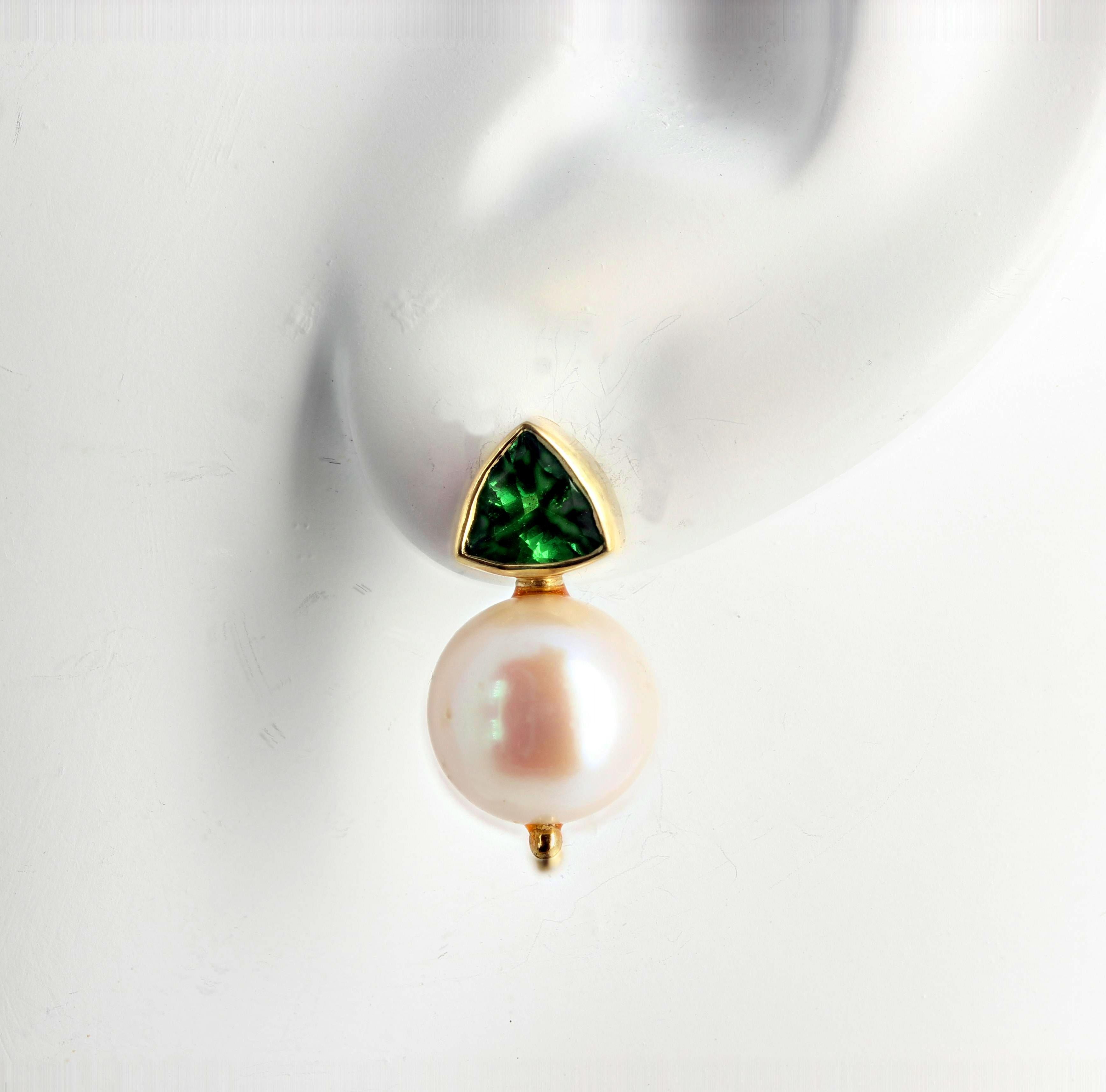 AJD Glittering Intense Real Green Tsavorite Garnet & White Pearl Gold Earrings In New Condition For Sale In Raleigh, NC