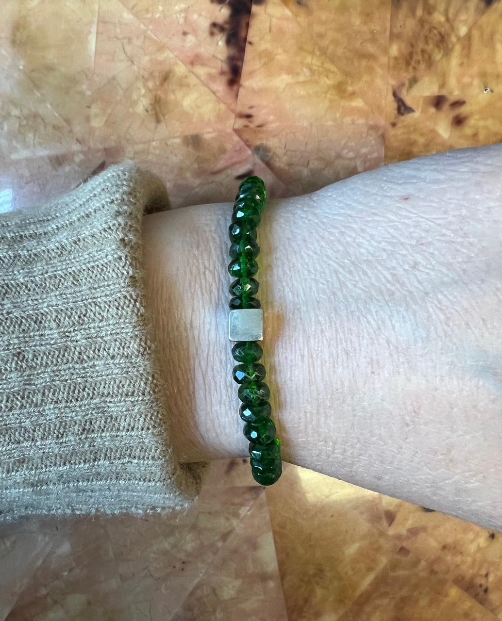 Green Tsavorite Garnet Beads Sterling Silver Cubes Bracelet For Sale 3