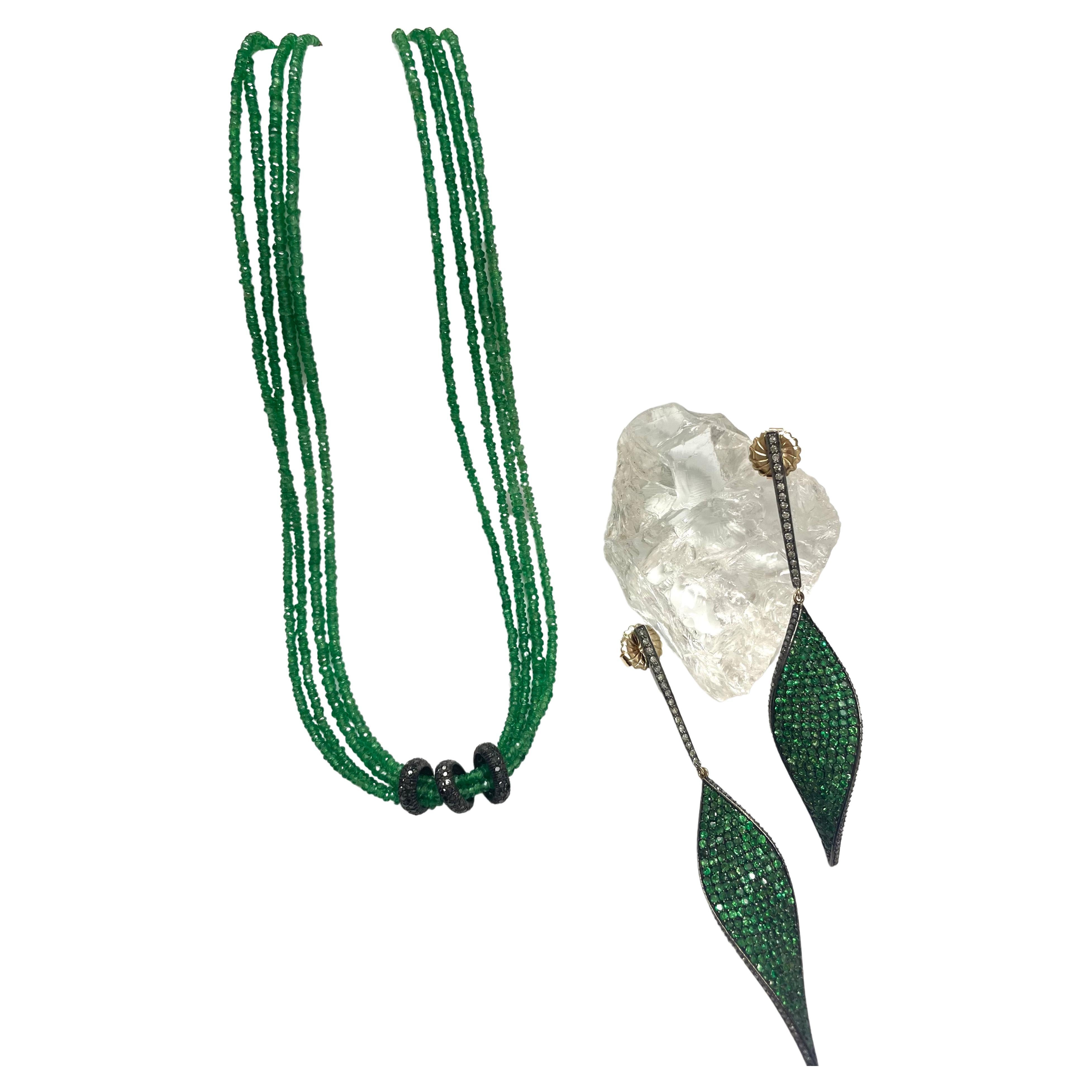Green Tsavorite Garnet with Pave Diamond Centerpiece Multi Strand Necklace In New Condition For Sale In Laguna Beach, CA