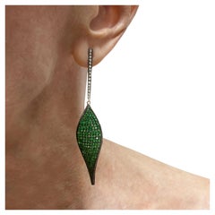 Orecchini Paradizia con granato verde e pavé di diamanti