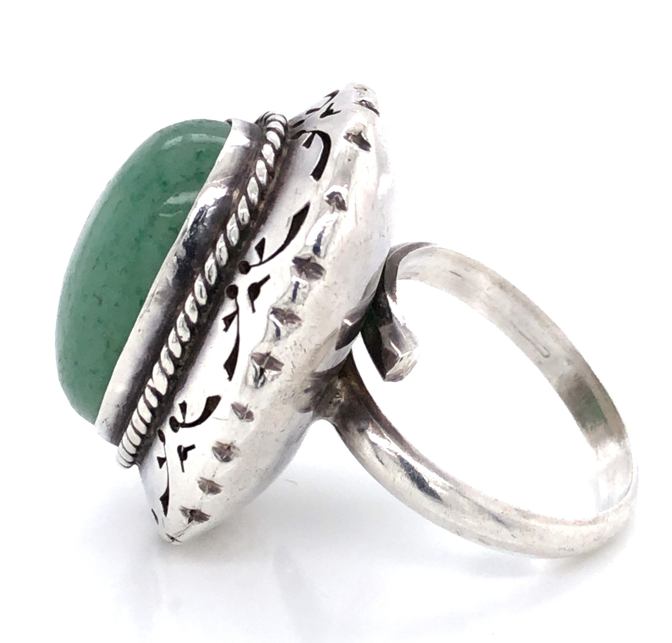 Green Turquoise Sterling Silver Ring In Good Condition In Mount Kisco, NY