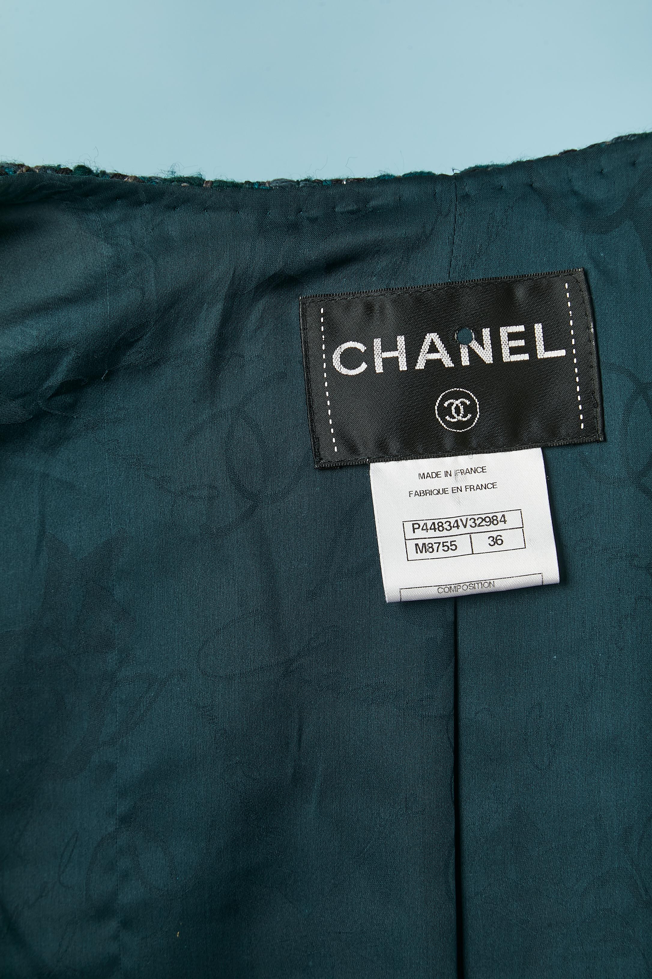 Veste en tweed vert bord à bord CHANEL en vente 7