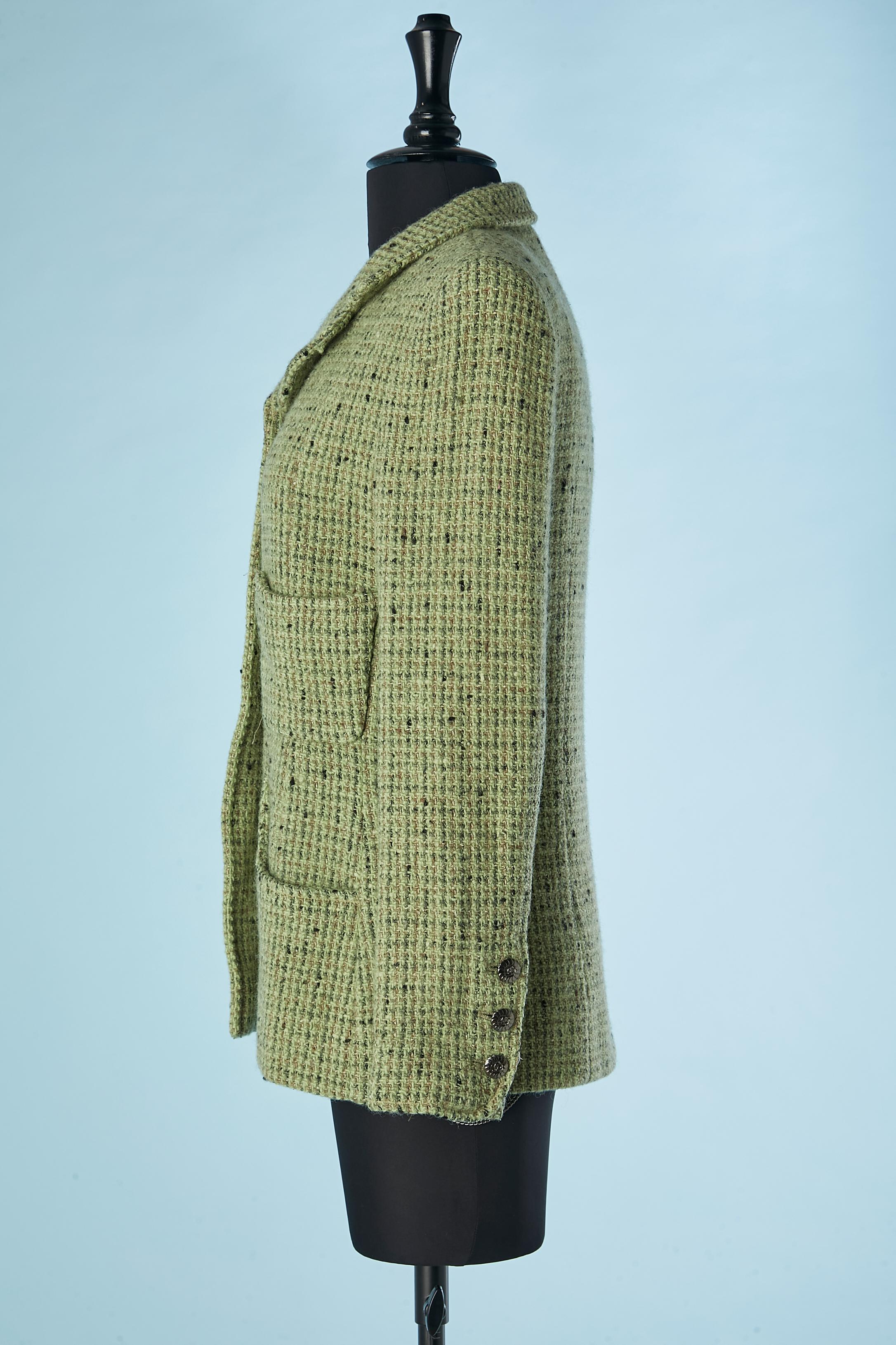Green tweed single breasted jacket Chanel Boutique  For Sale 2