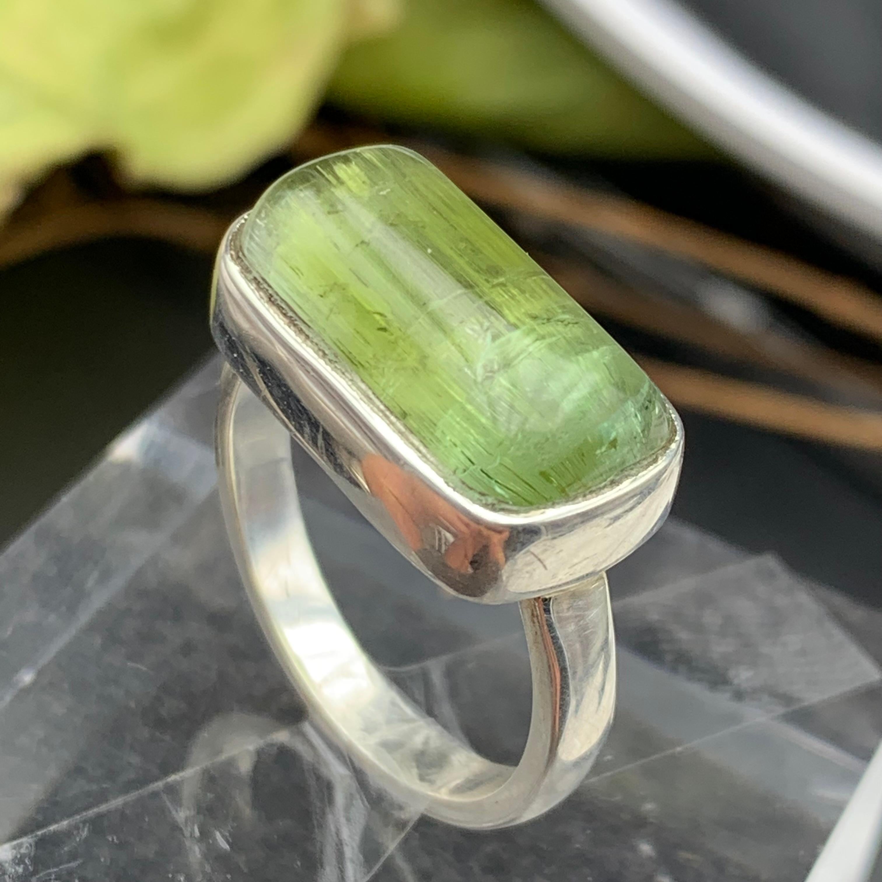 Anello in tormalina naturale bicolore verde fatto a mano in argento 925, misura 8,5 USA in vendita 4